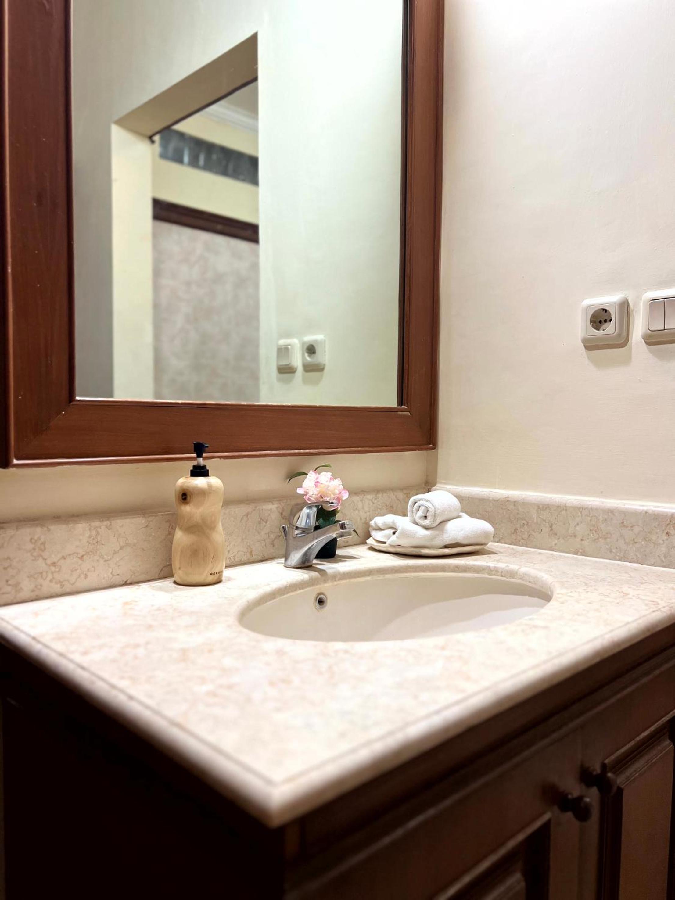 2BR Club Emperor Balinese Villa @ Heart Of Sanur