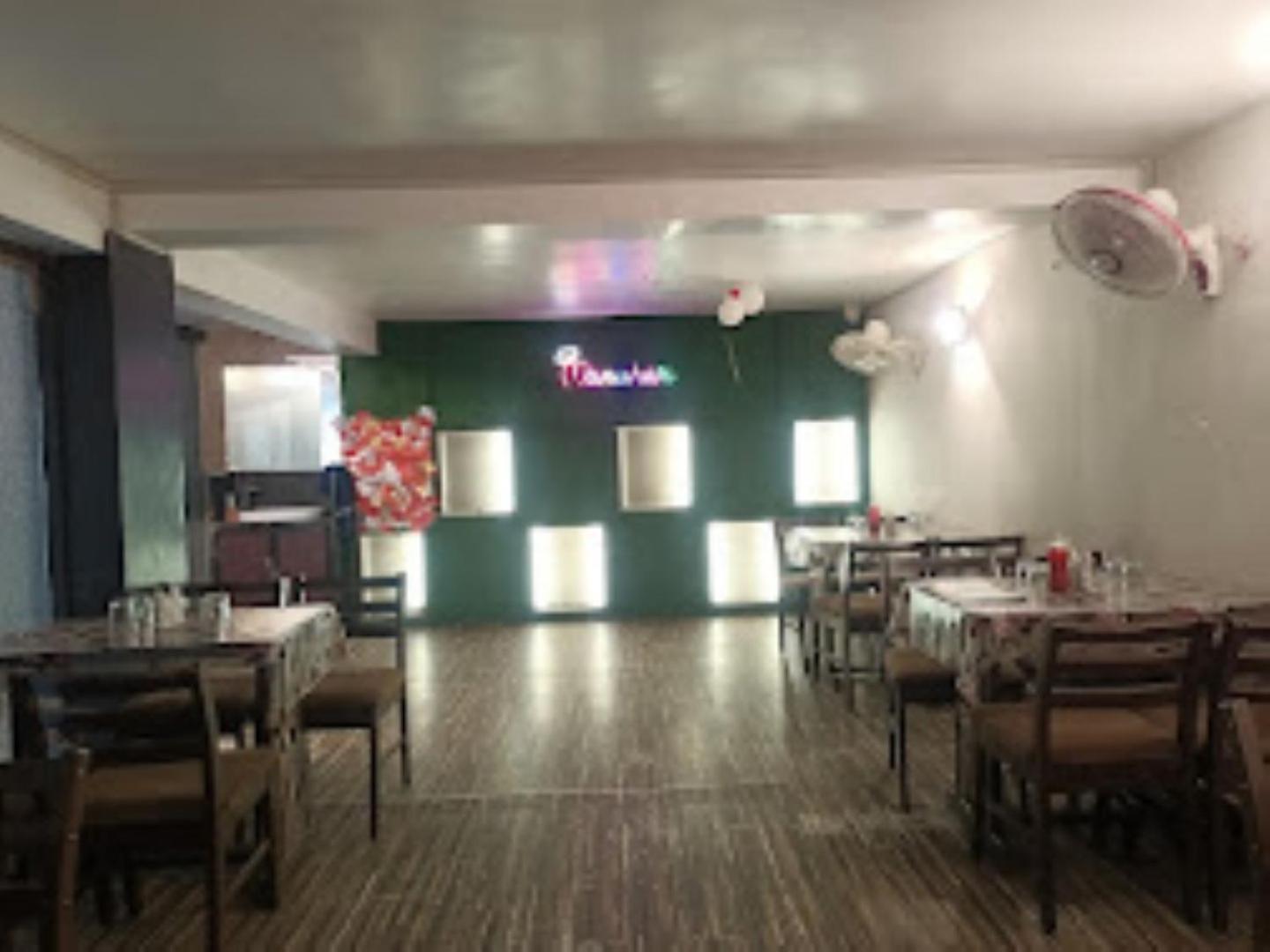 HOTEL VAIDYA REGENCY & MANUHAR RESTAURANT, Balaghat
