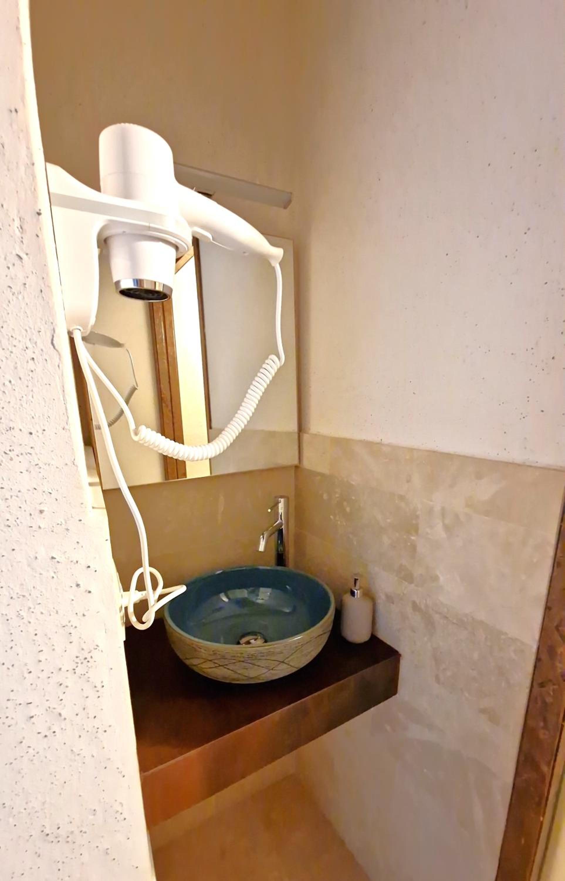 Photo 27