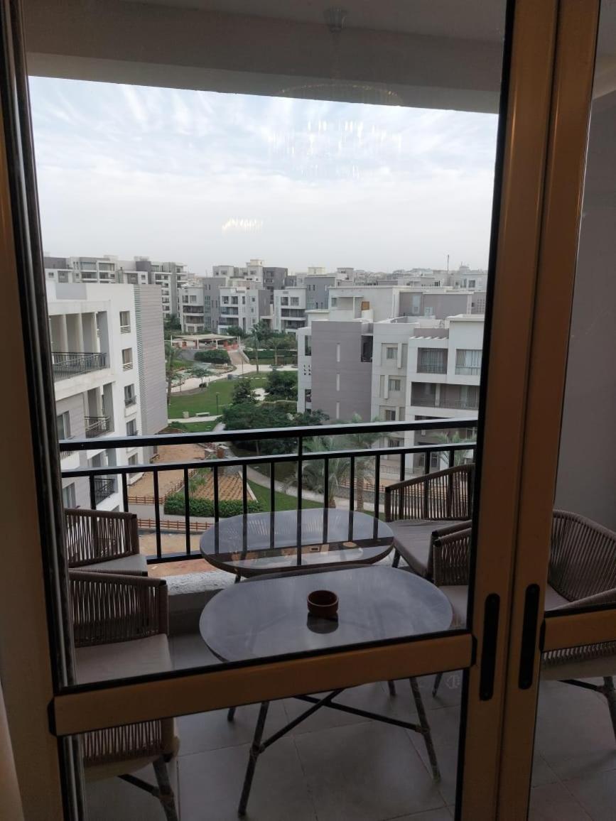 CFC, Luxurious 4BR Apartment, Remarkable value unbeatable Location