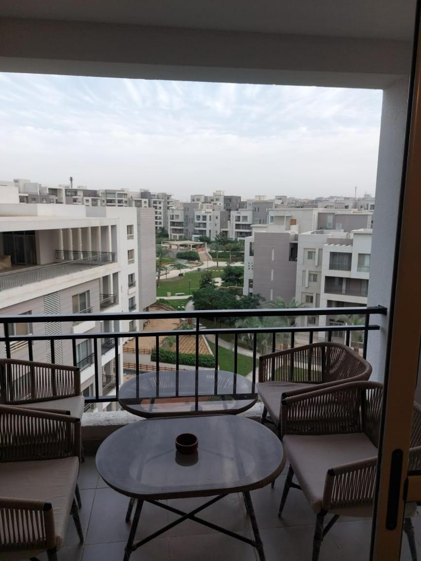 CFC, Luxurious 4BR Apartment, Remarkable value unbeatable Location