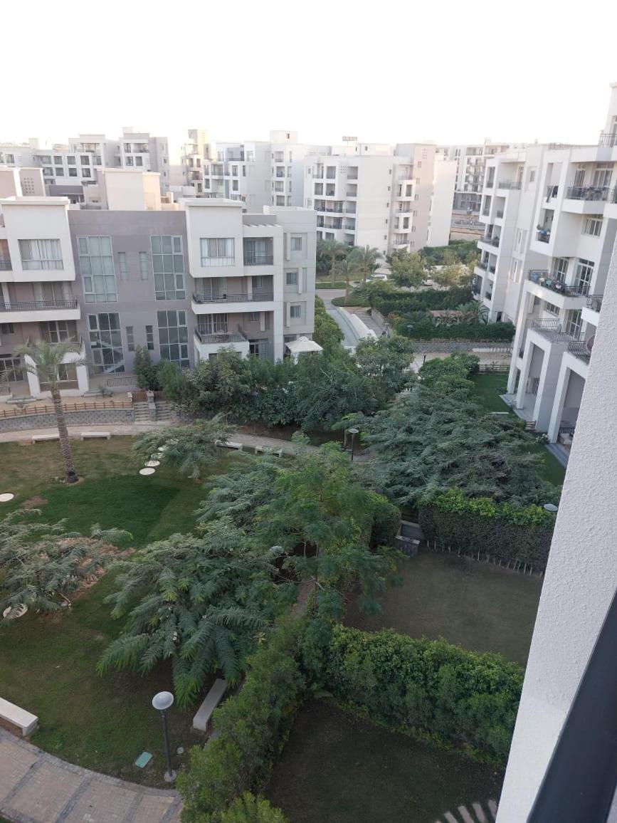 CFC, Luxurious 4BR Apartment, Remarkable value unbeatable Location