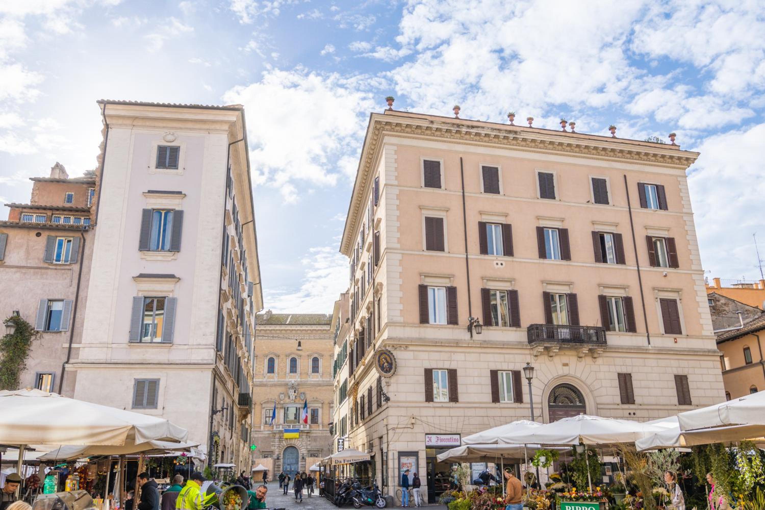 AC21 - Palazzetto Campo de' Fiori