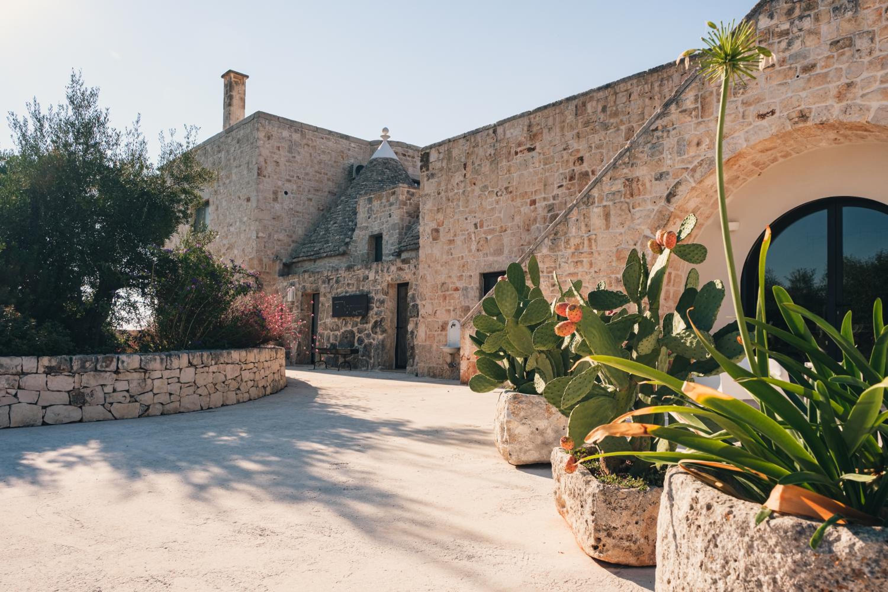 HelloAPULIA - Terra, Fuoco & Acqua Apartment - Scenic Villa Escape, Pet friendly view 4