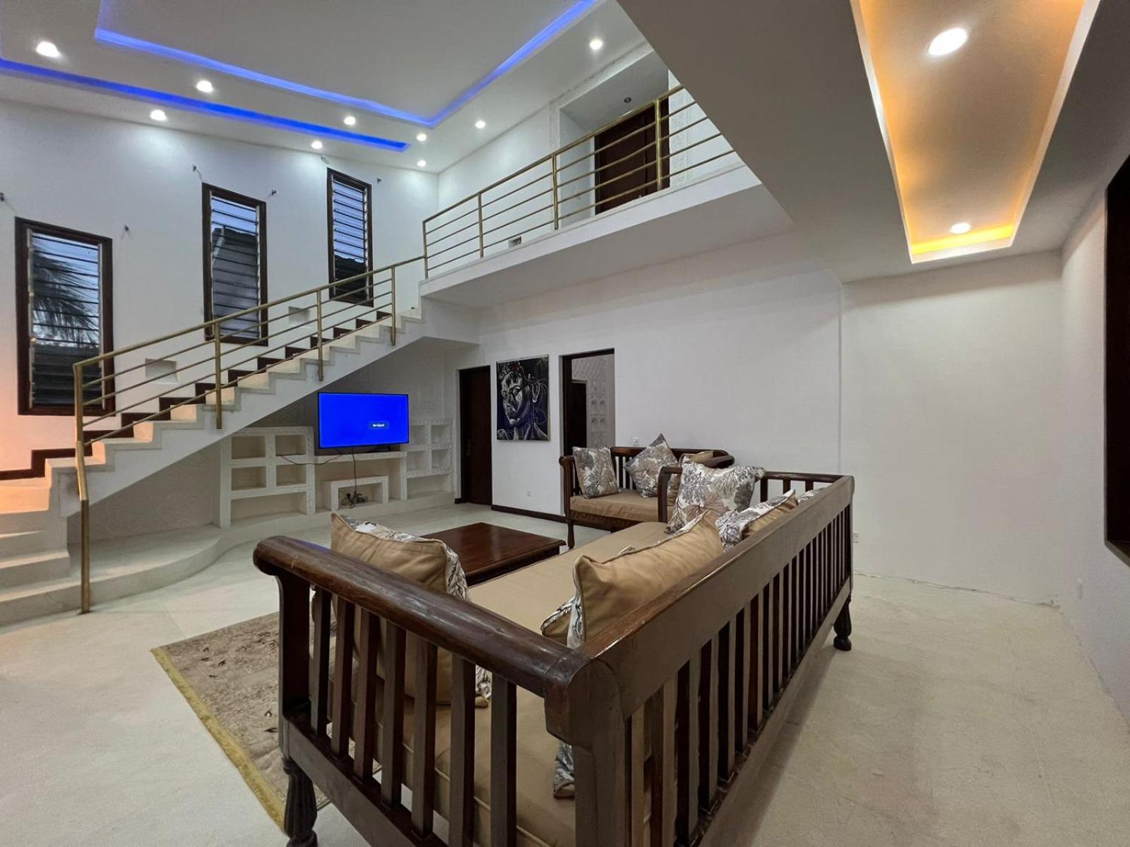 MULBERRY VILLAS