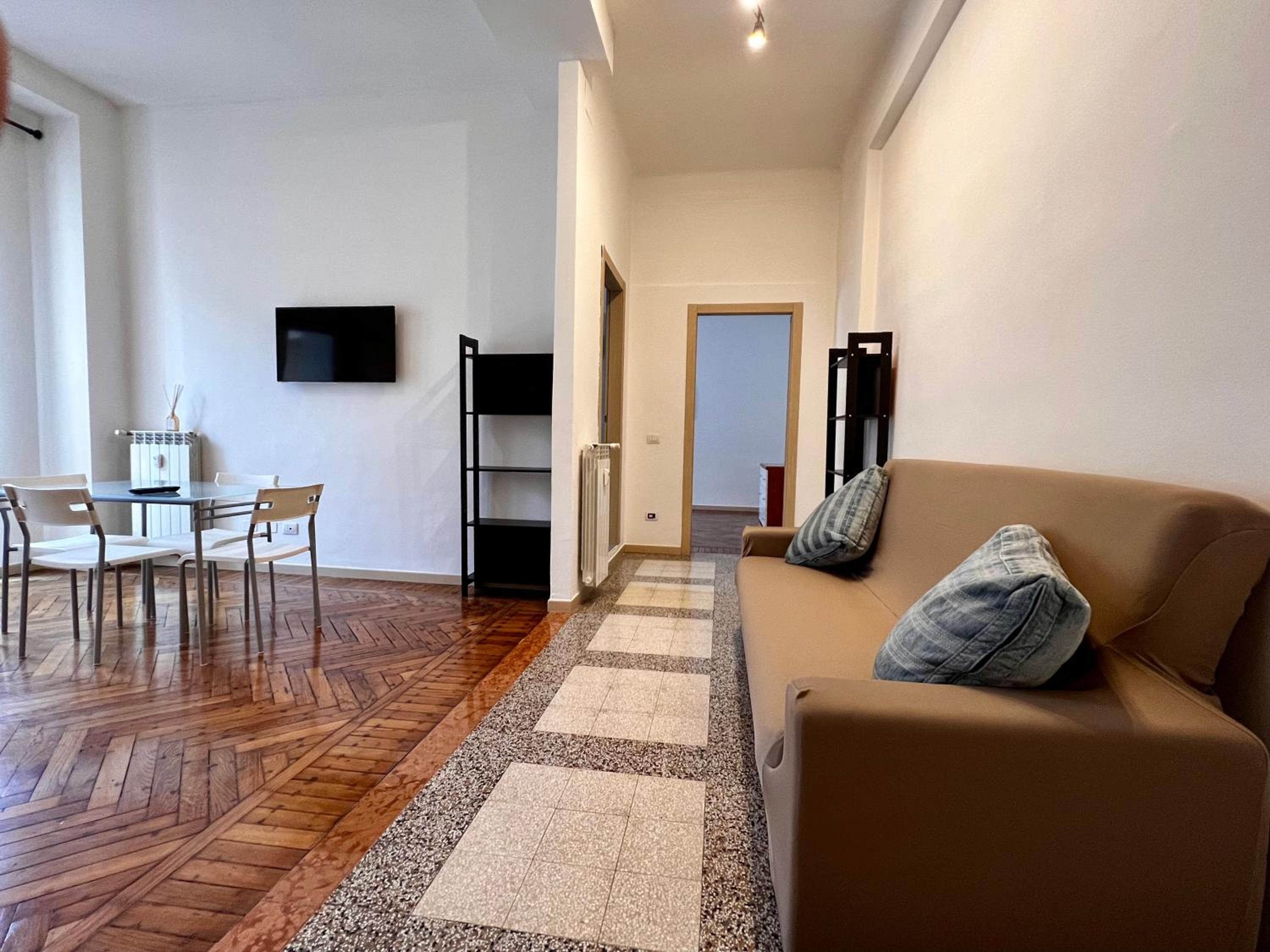Big Deluxe Goldoni Duomo M4 Lin Aereoporto en Milan