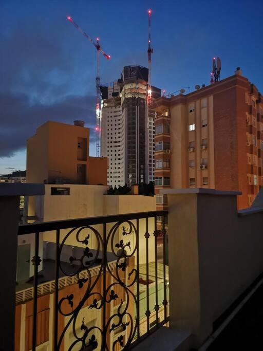 Lujoso piso Centro Aparcamiento Privado, Terraza & AC