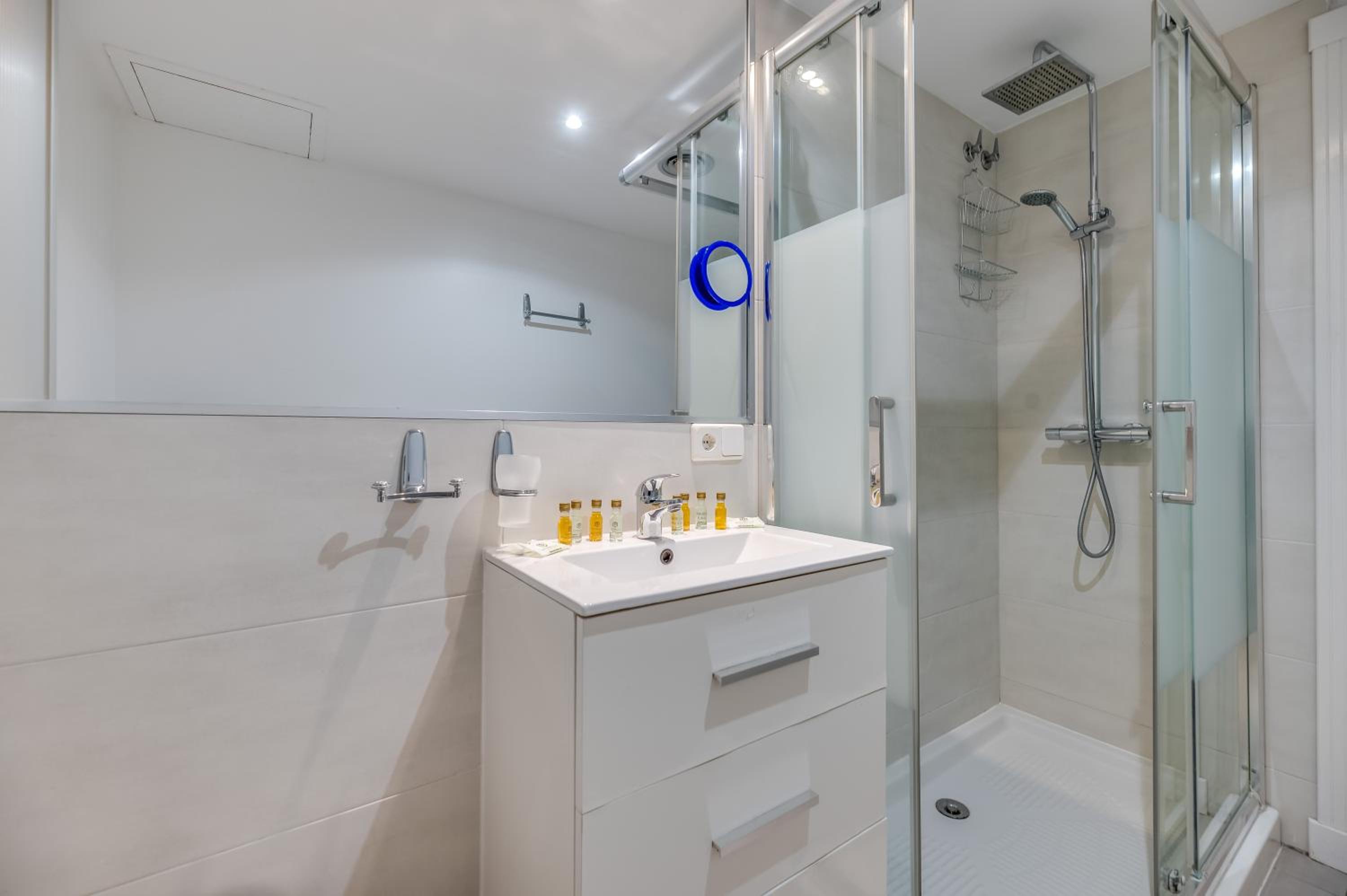 Cozy Pearl In Puerto Banus