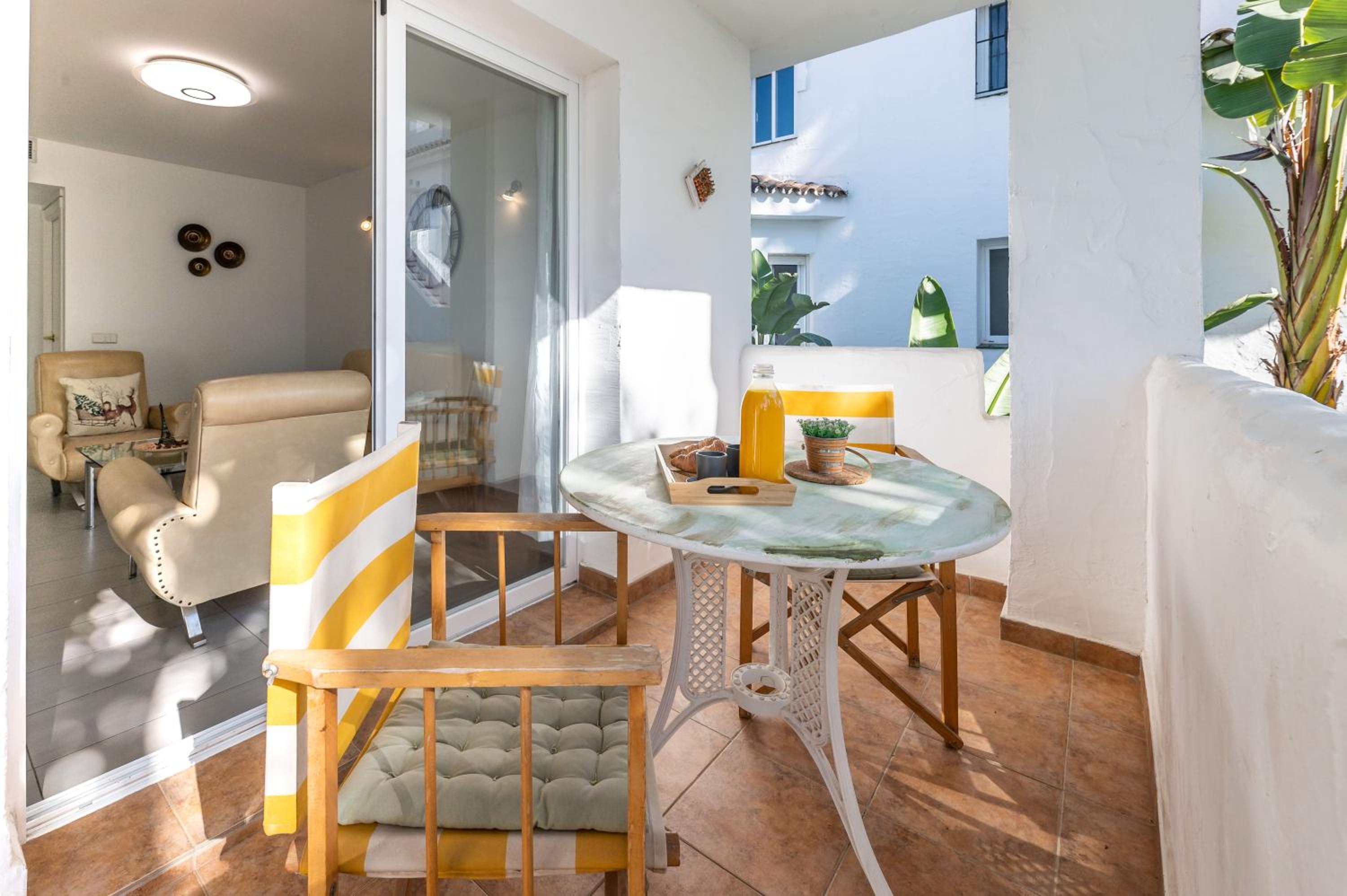 Cozy Pearl In Puerto Banus