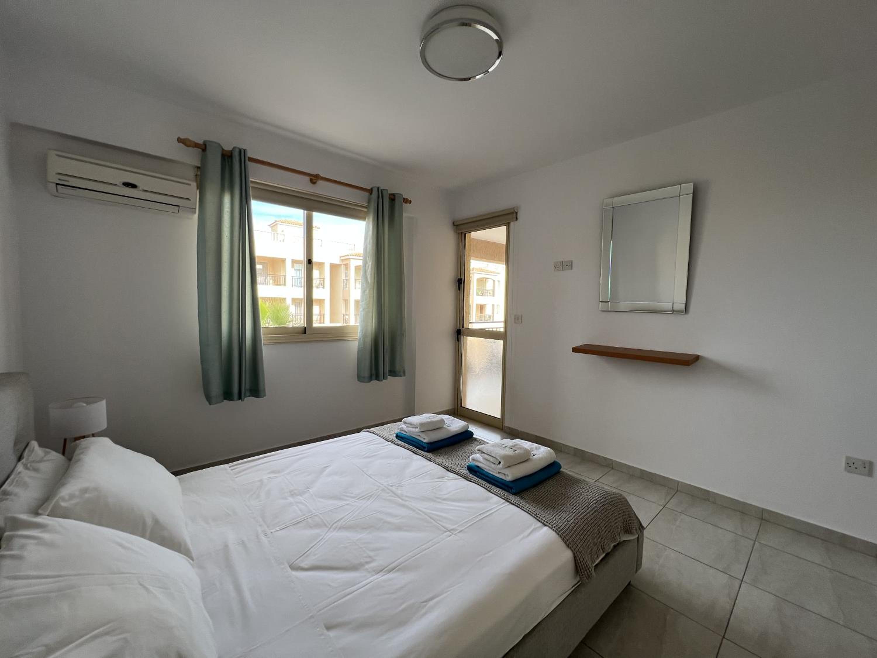 Royal-Seacrest Paphos-Center VIP