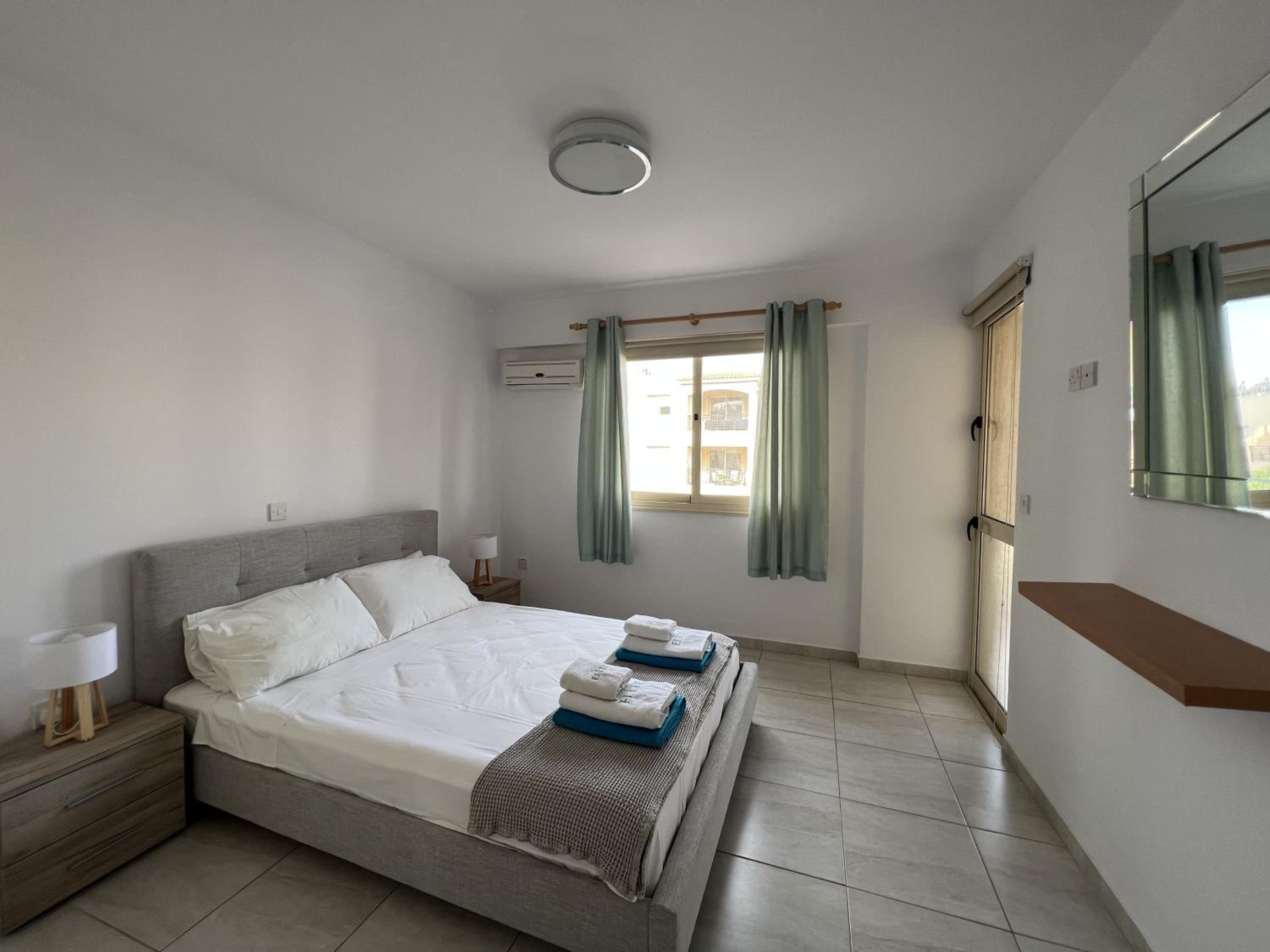 Royal-Seacrest Paphos-Center VIP