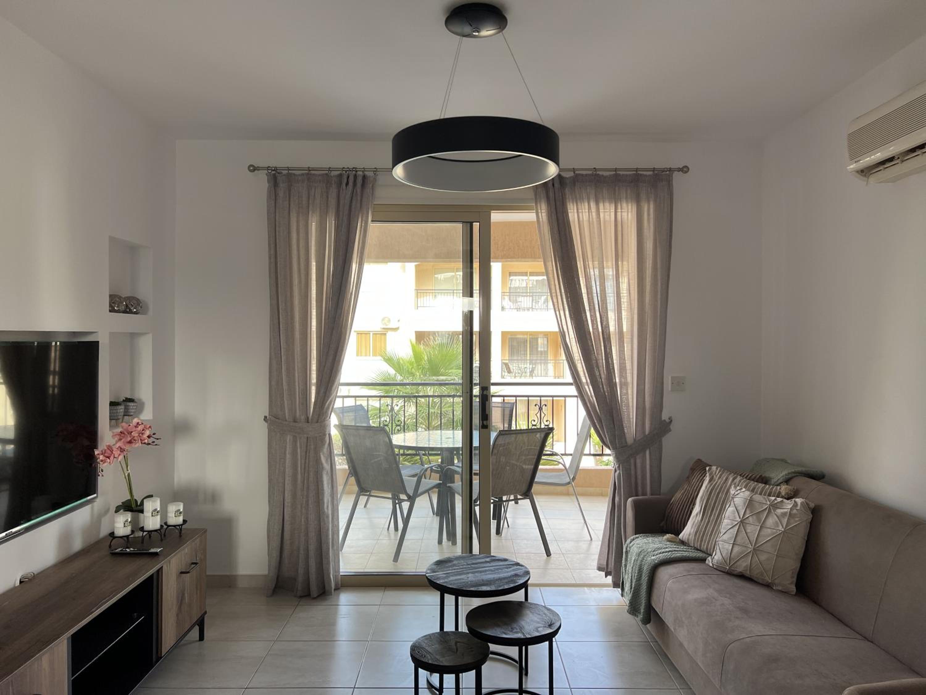 Royal-Seacrest Paphos-Center VIP