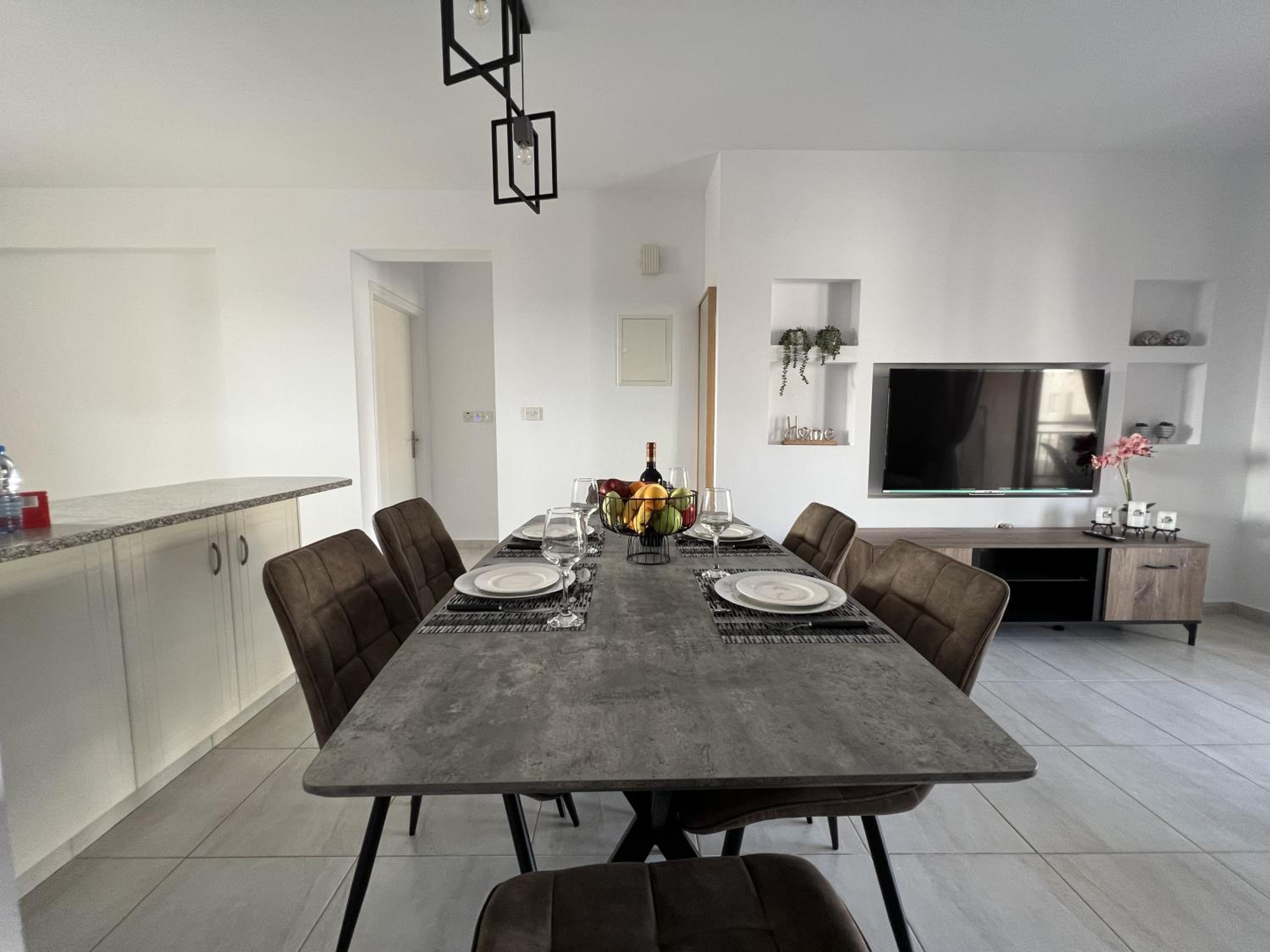 Royal-Seacrest Paphos-Center VIP