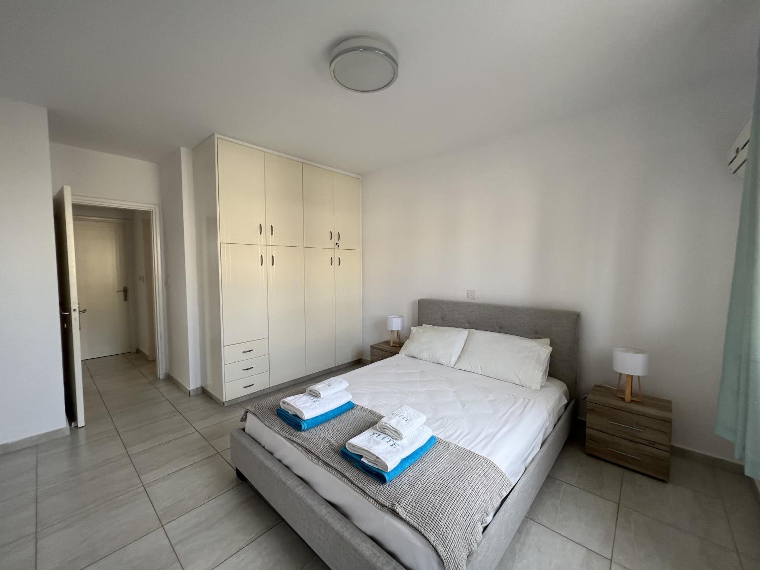 Royal-Seacrest Paphos-Center VIP