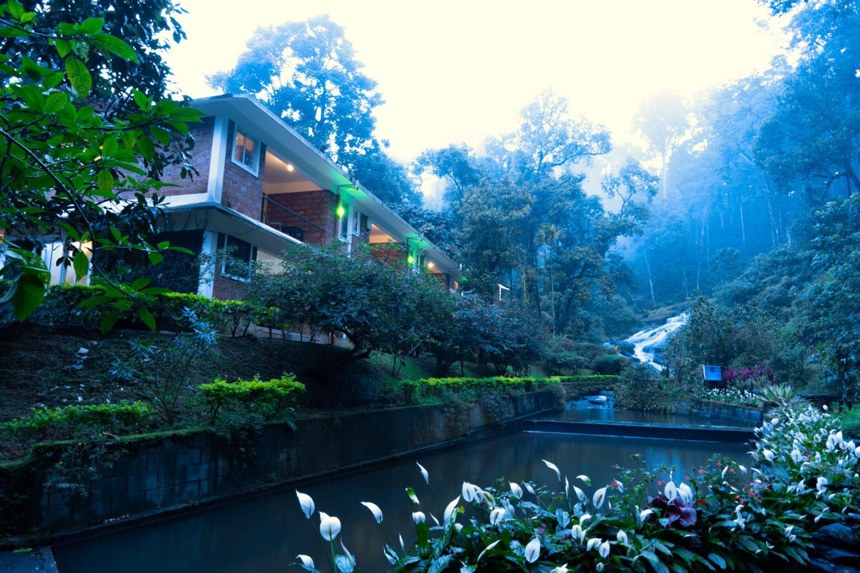 Munnar Vacations - Falling Waters Munnar - Property Image 1