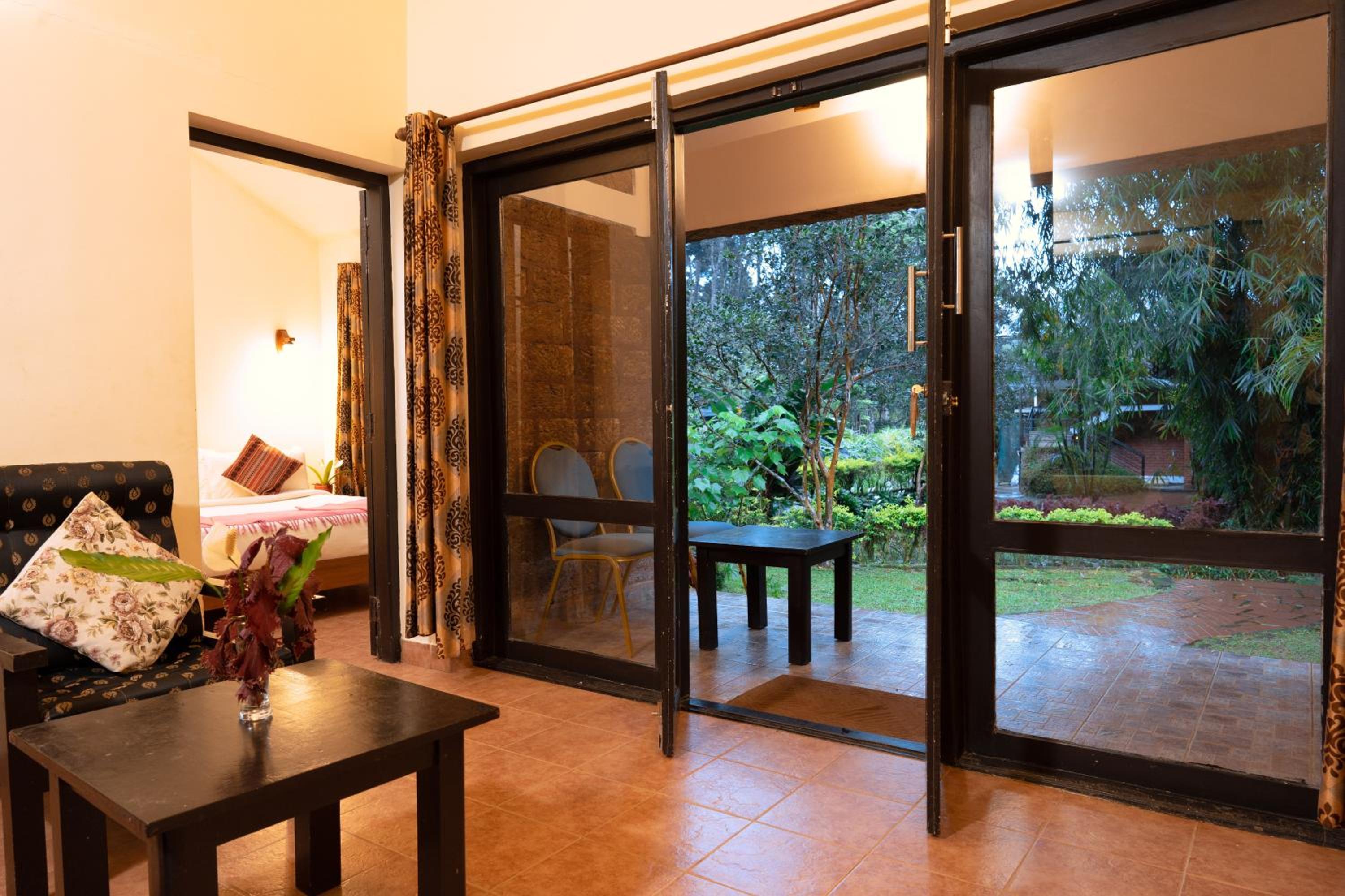 Munnar Vacations - Falling Waters Munnar - Property Image 1