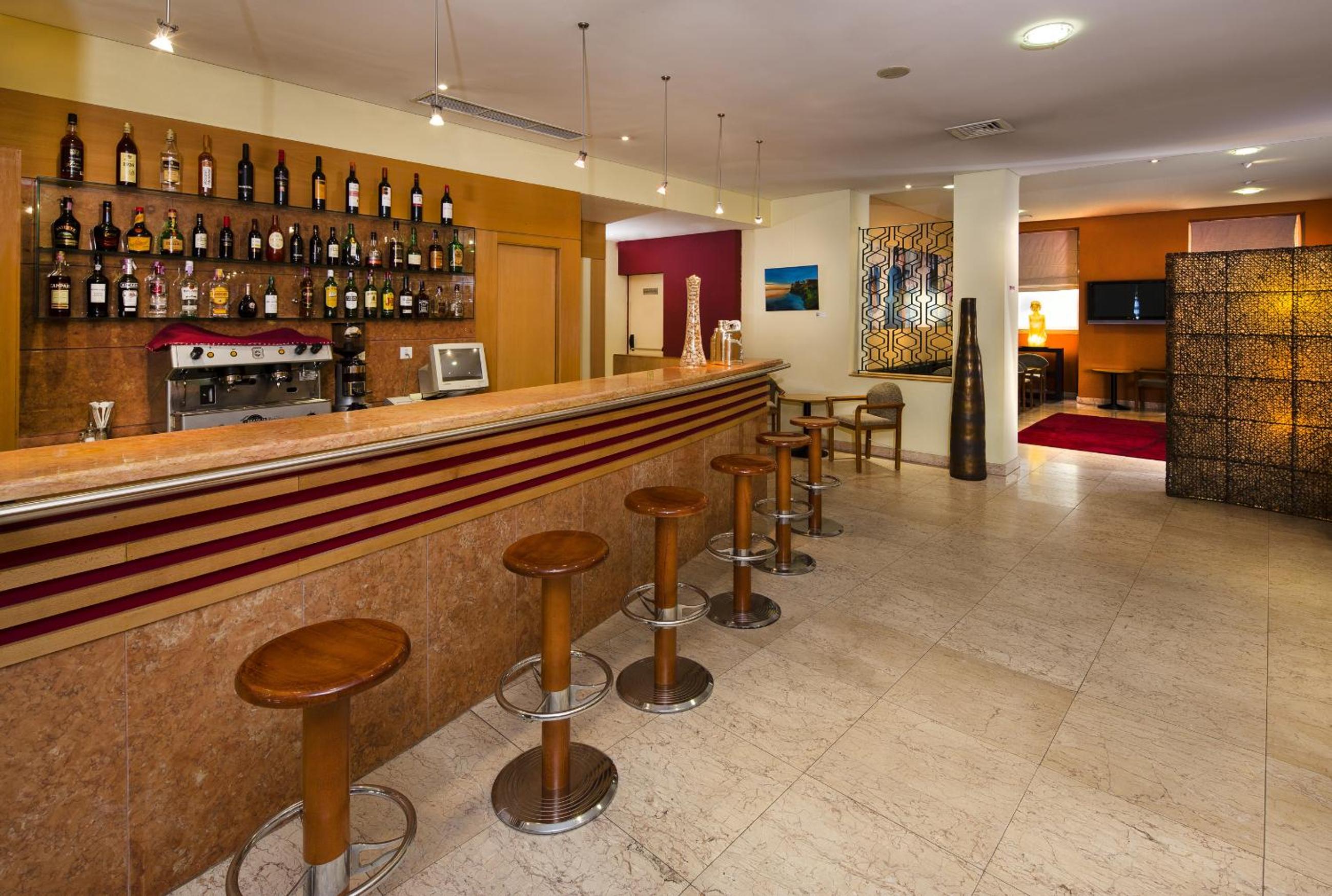 Setubal Vacations - Luna Esperanca Centro Hotel - Property Image 6