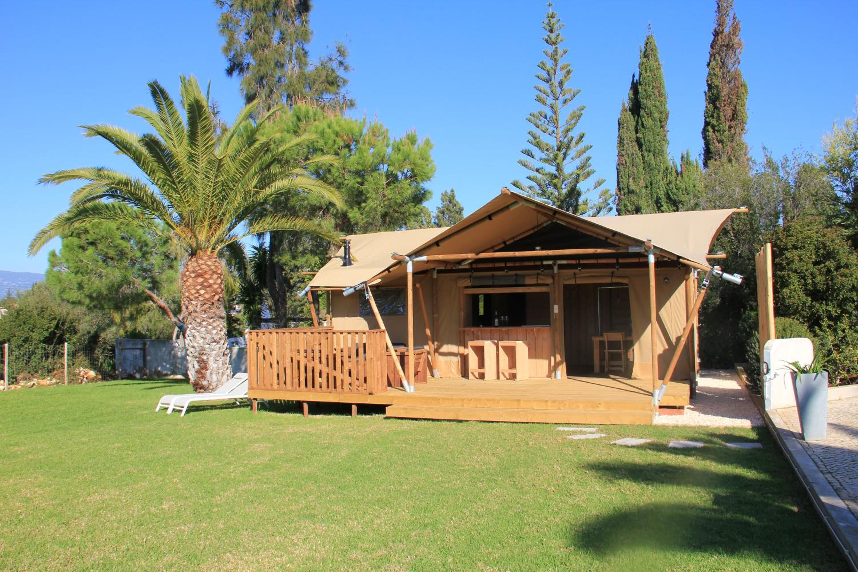 Palmeiras Cottages view 4
