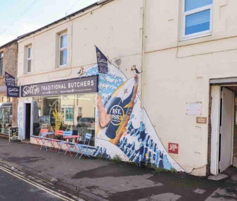 The Butcher's Flat Seahouses view 2