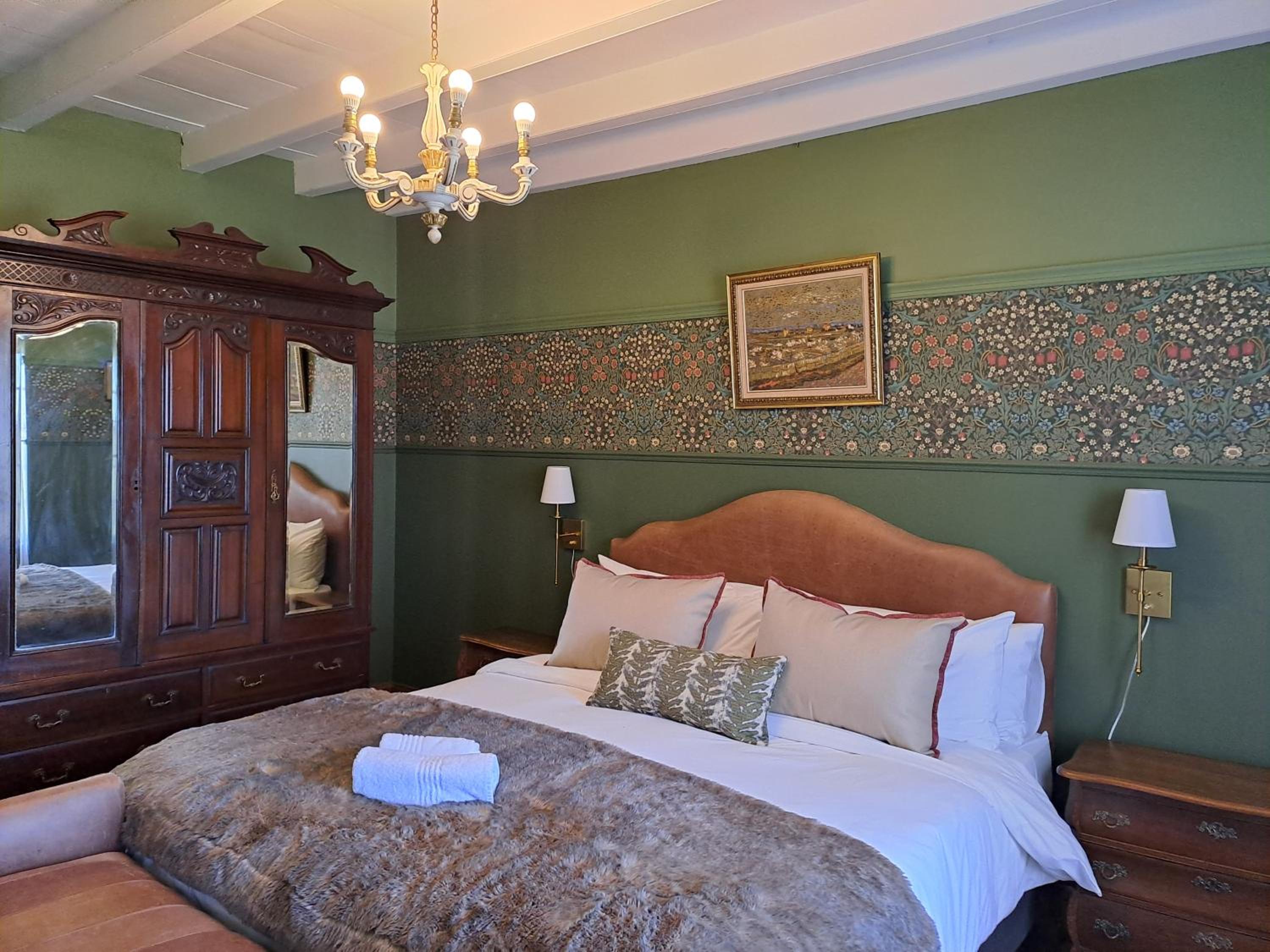 Portland Manor