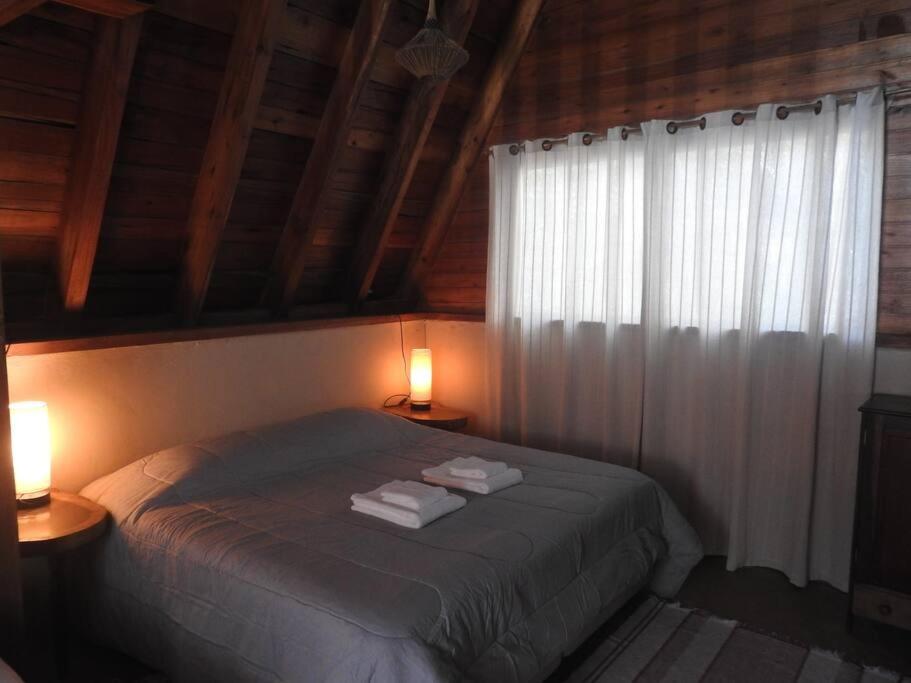 Cabana em Ouro Preto: represa mata caiaque e bike