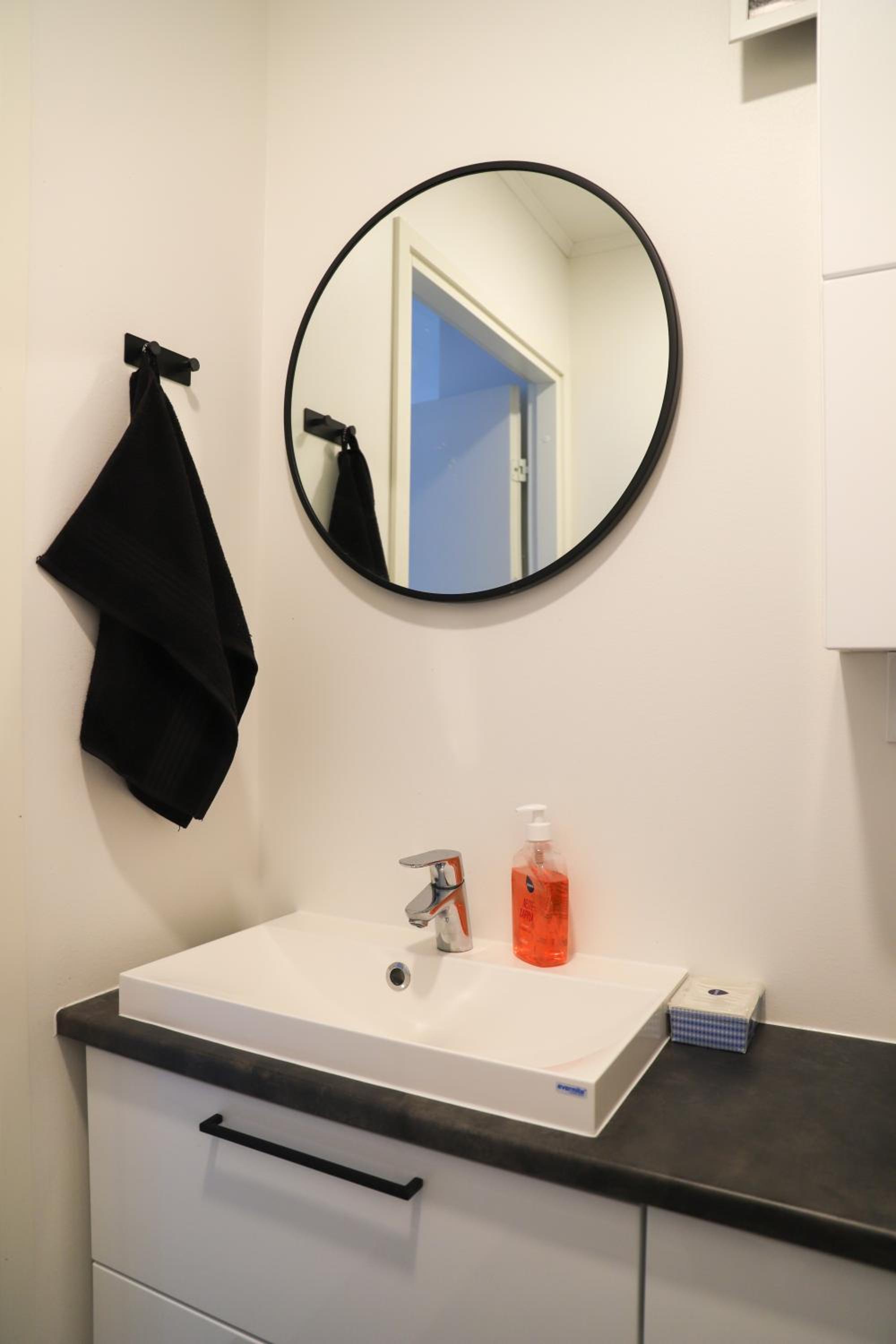 Modern semi-detached house with wonderful location!