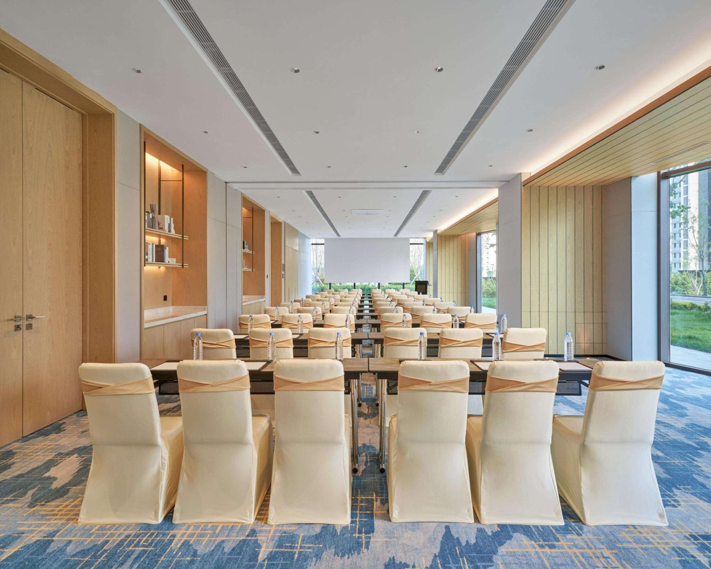 Hyatt Place Yantai Development Zone