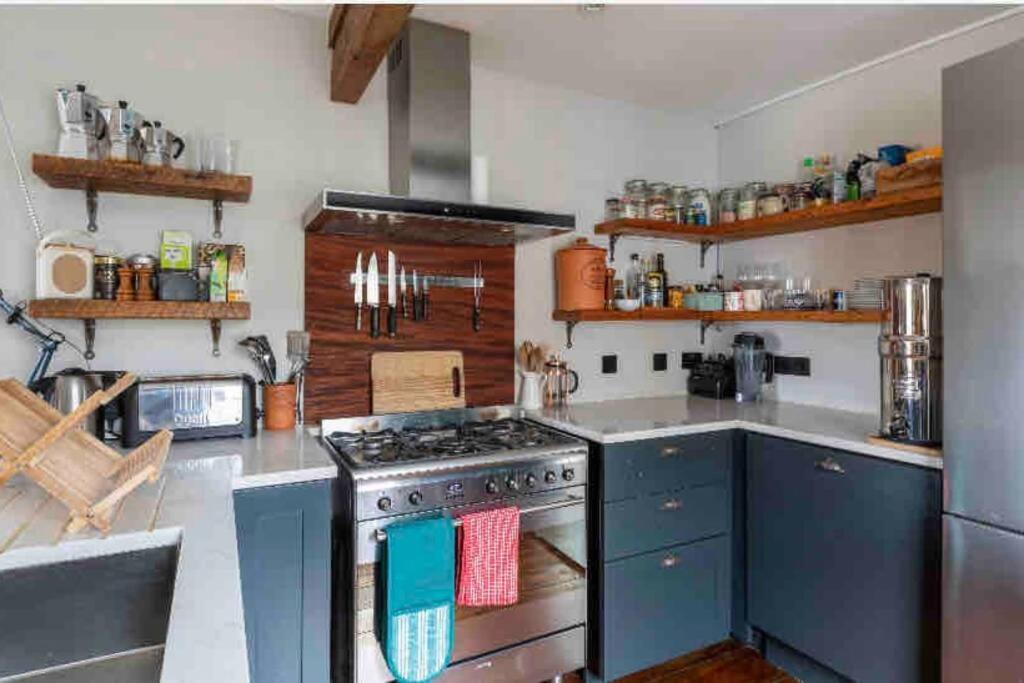 SEA BREEZE APARTMENT