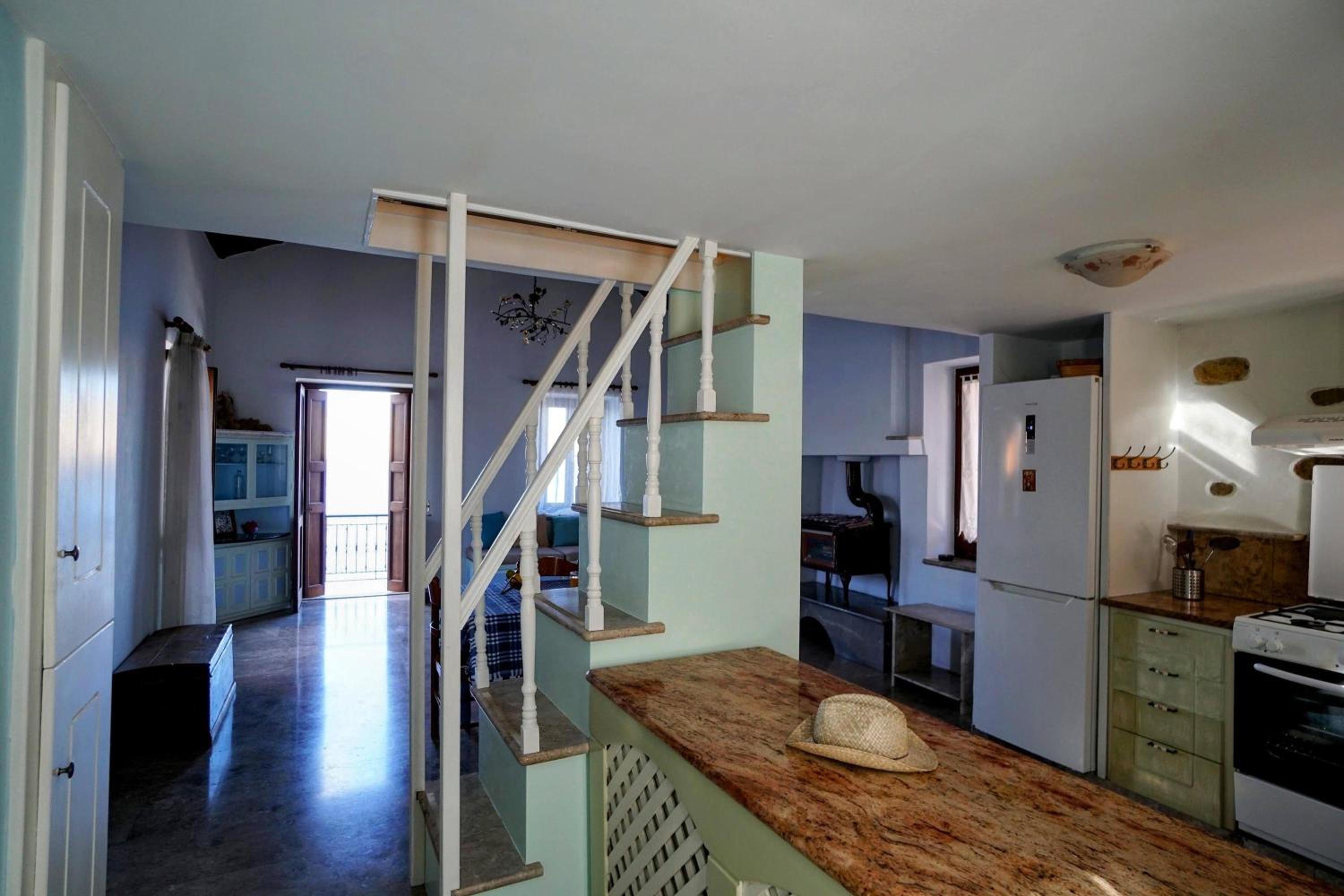 Petalo House