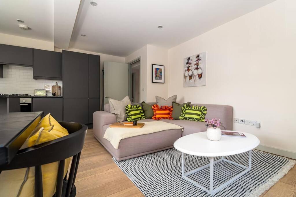 2 bedroom apartment in London Bridge