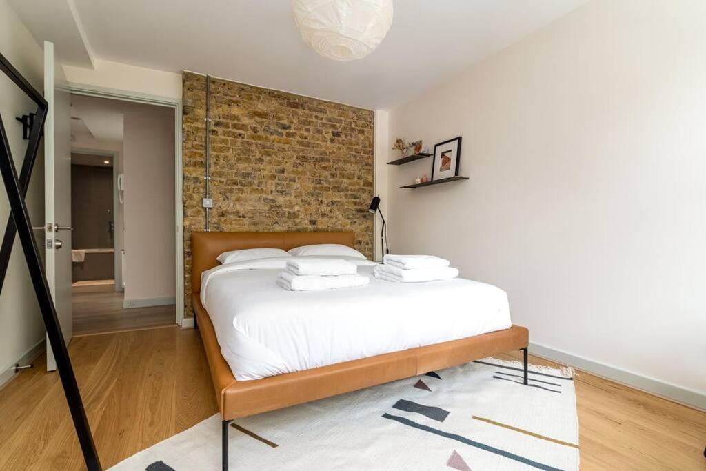 2 bedroom apartment in London Bridge