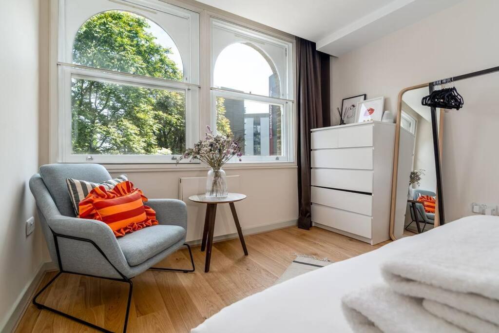 2 bedroom apartment in London Bridge