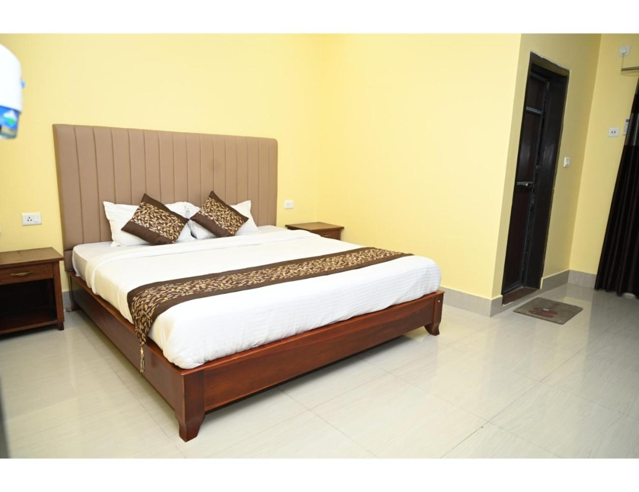 Kaziranga Florican Lodge, Kohora, Assam