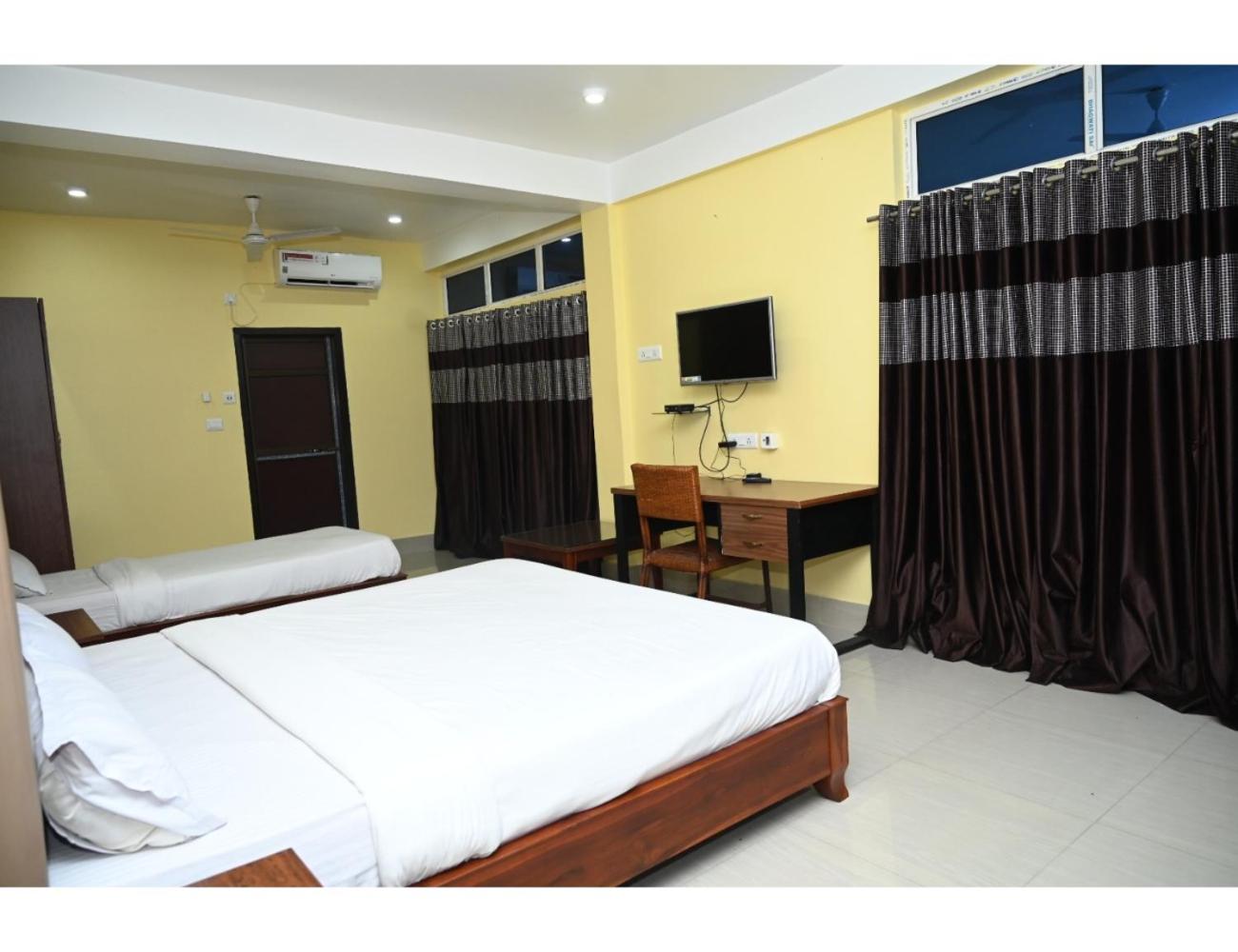 Kaziranga Florican Lodge, Kohora, Assam