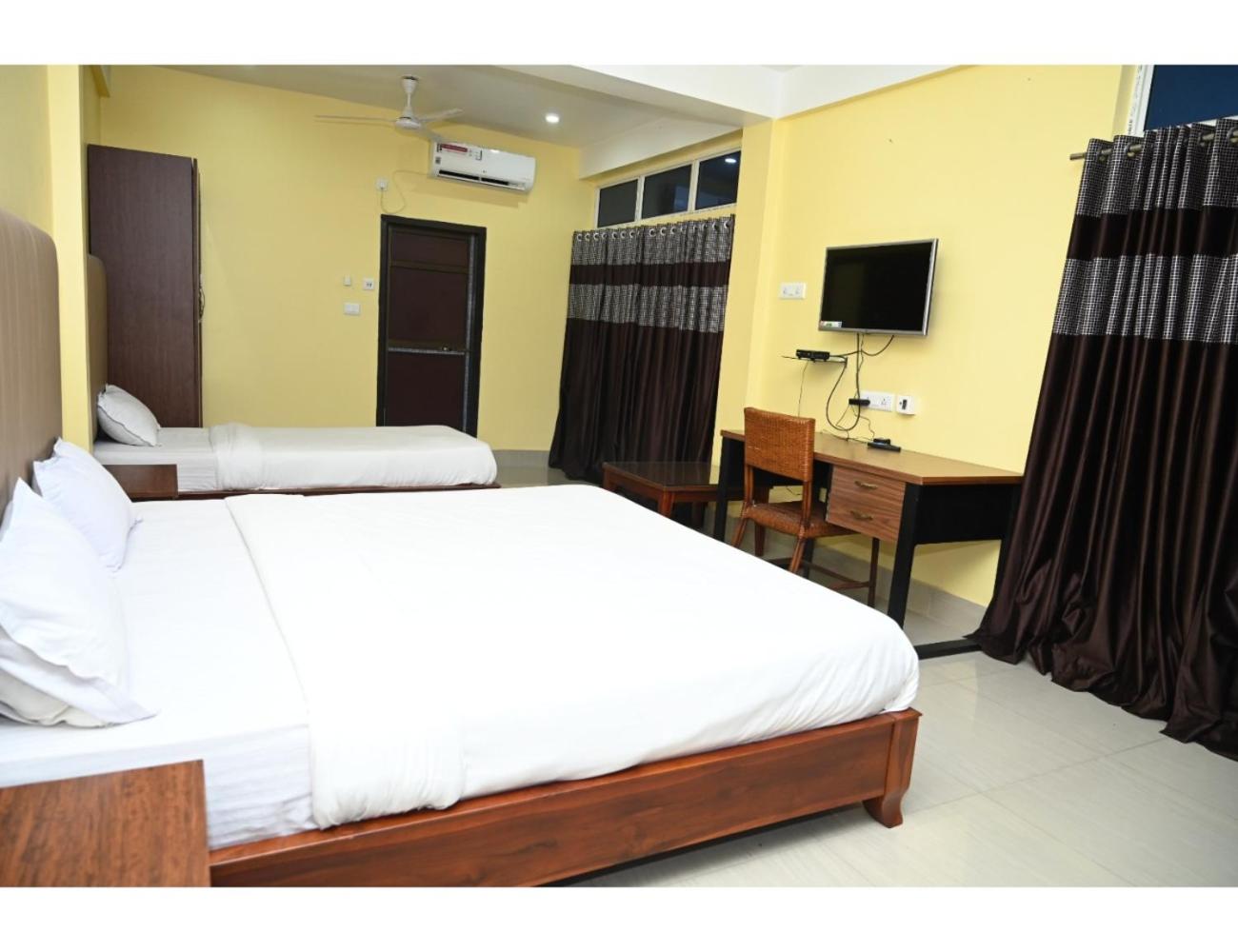 Kaziranga Florican Lodge, Kohora, Assam