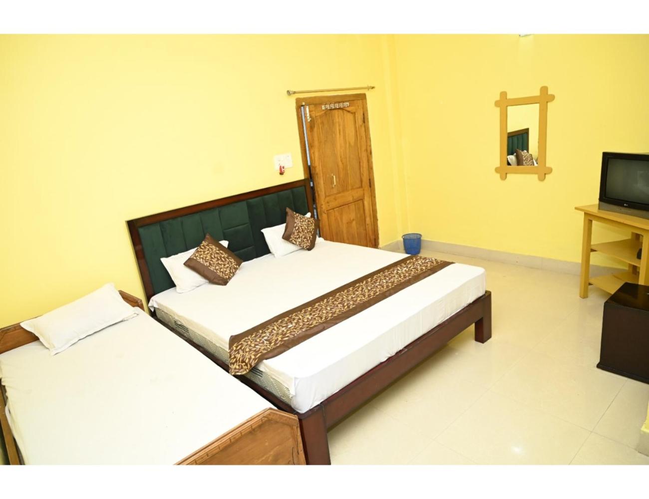 Kaziranga Florican Lodge, Kohora, Assam