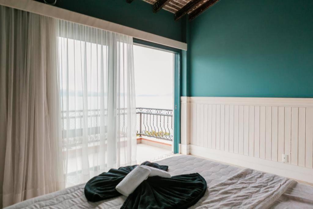 Vivenda da Magia Casa Floripa - Mansão Pé na Areia