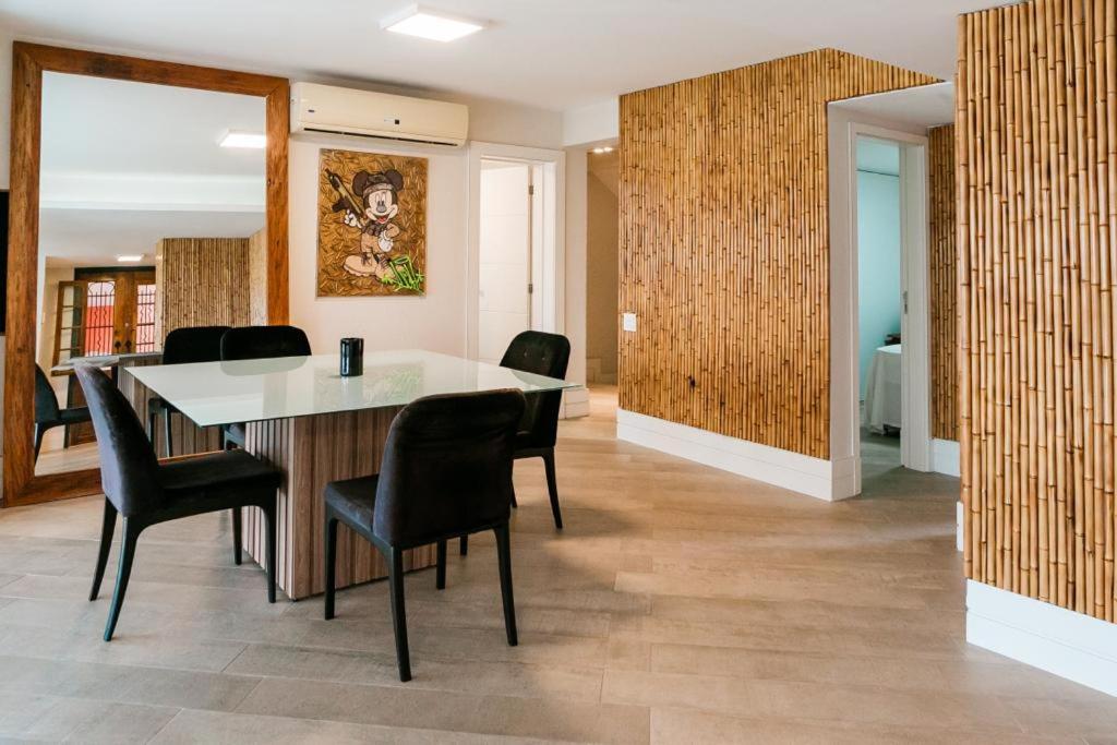Vivenda da Magia Casa Floripa - Mansão Pé na Areia