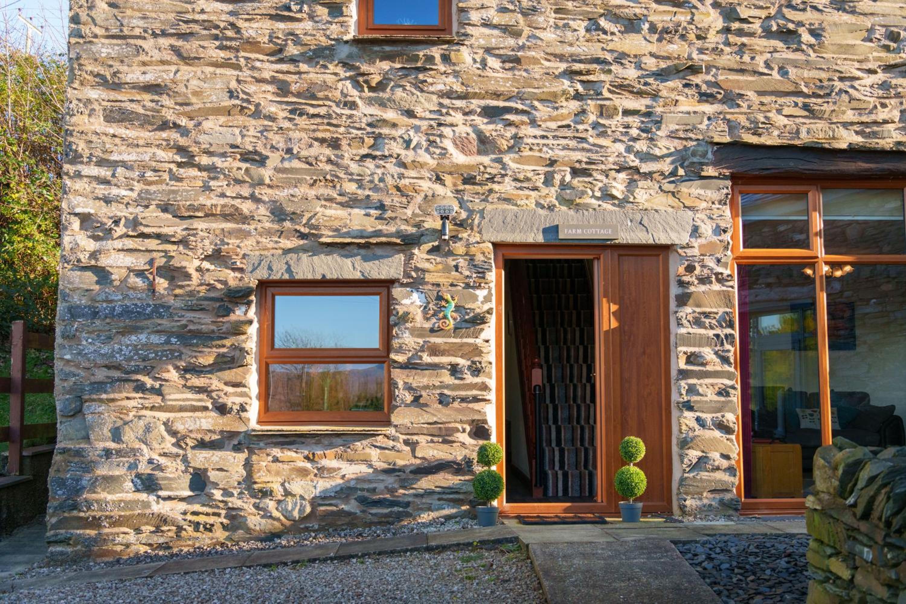 Farm Cottage - Kirkby-In-Furness, ideal for the Central Lake District view 2