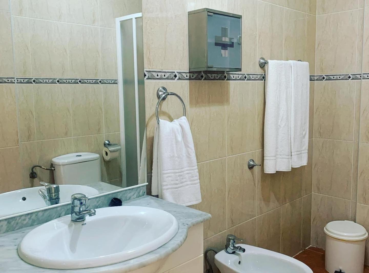 APARTAMENTO URBANIZACION 1ºLINEA DE PLAYA NUDISTA