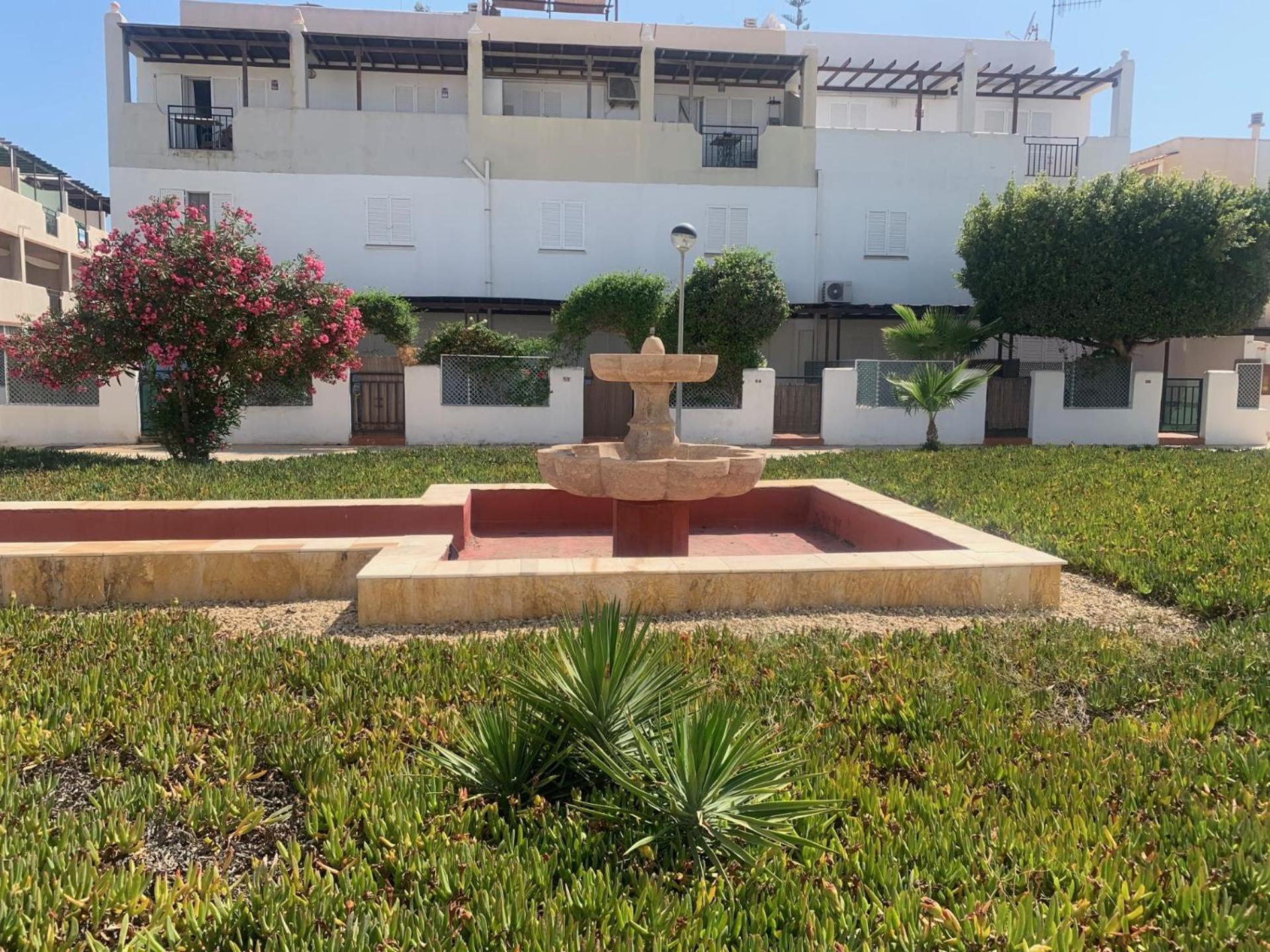 APARTAMENTO URBANIZACION 1ºLINEA DE PLAYA NUDISTA