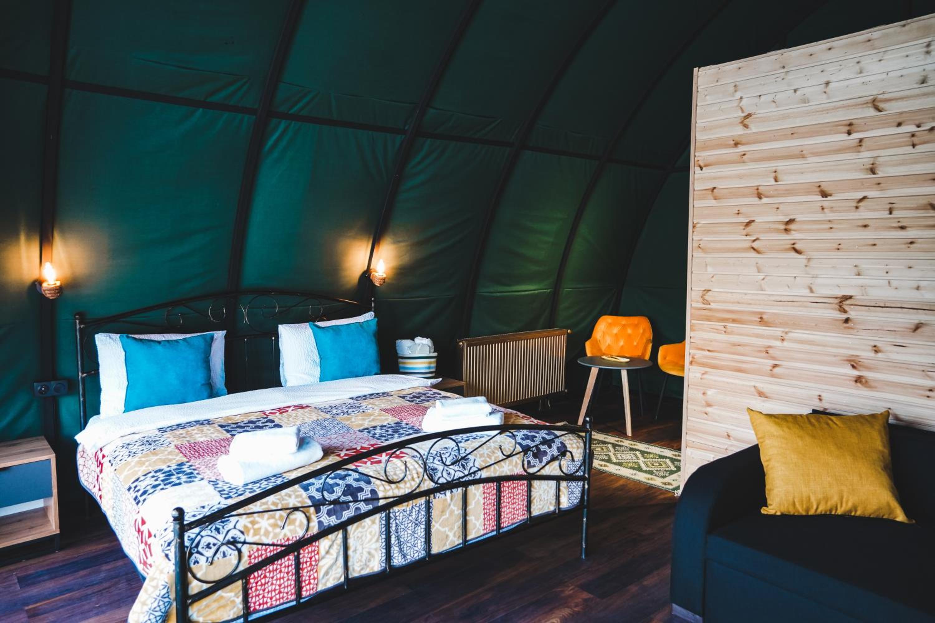 Kuro Glamping