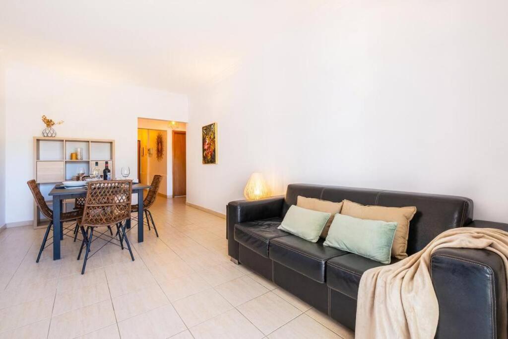 Solymar Apartment