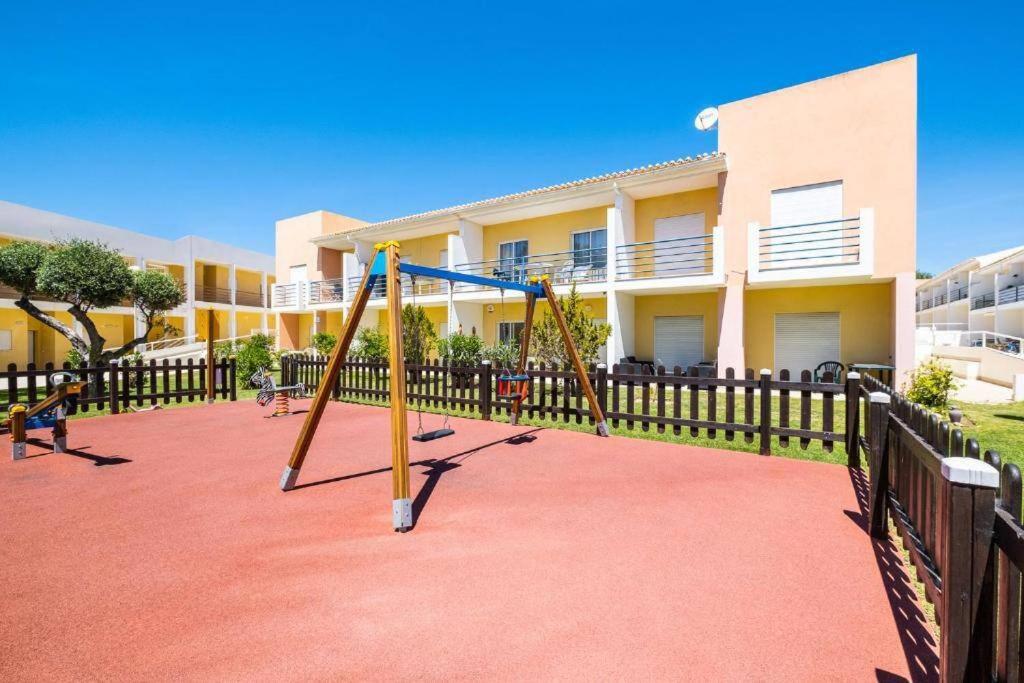 Solymar Apartment