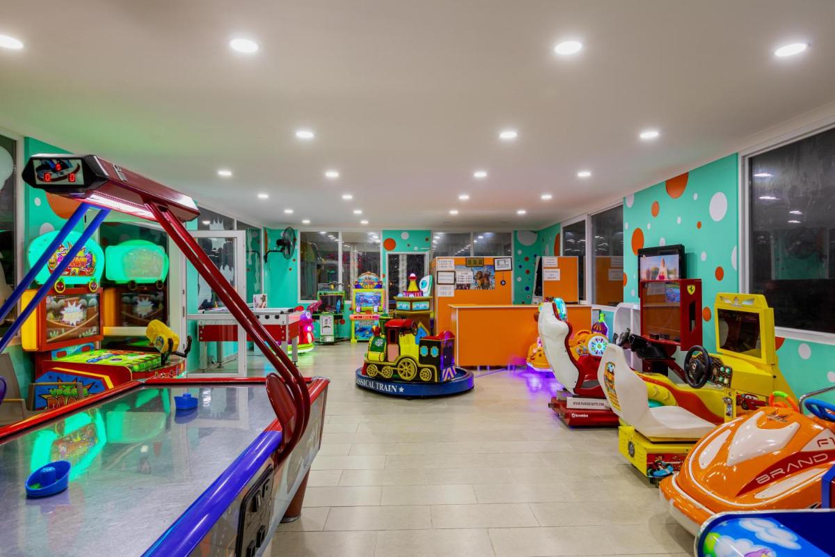 Labranda Alantur - Image 62