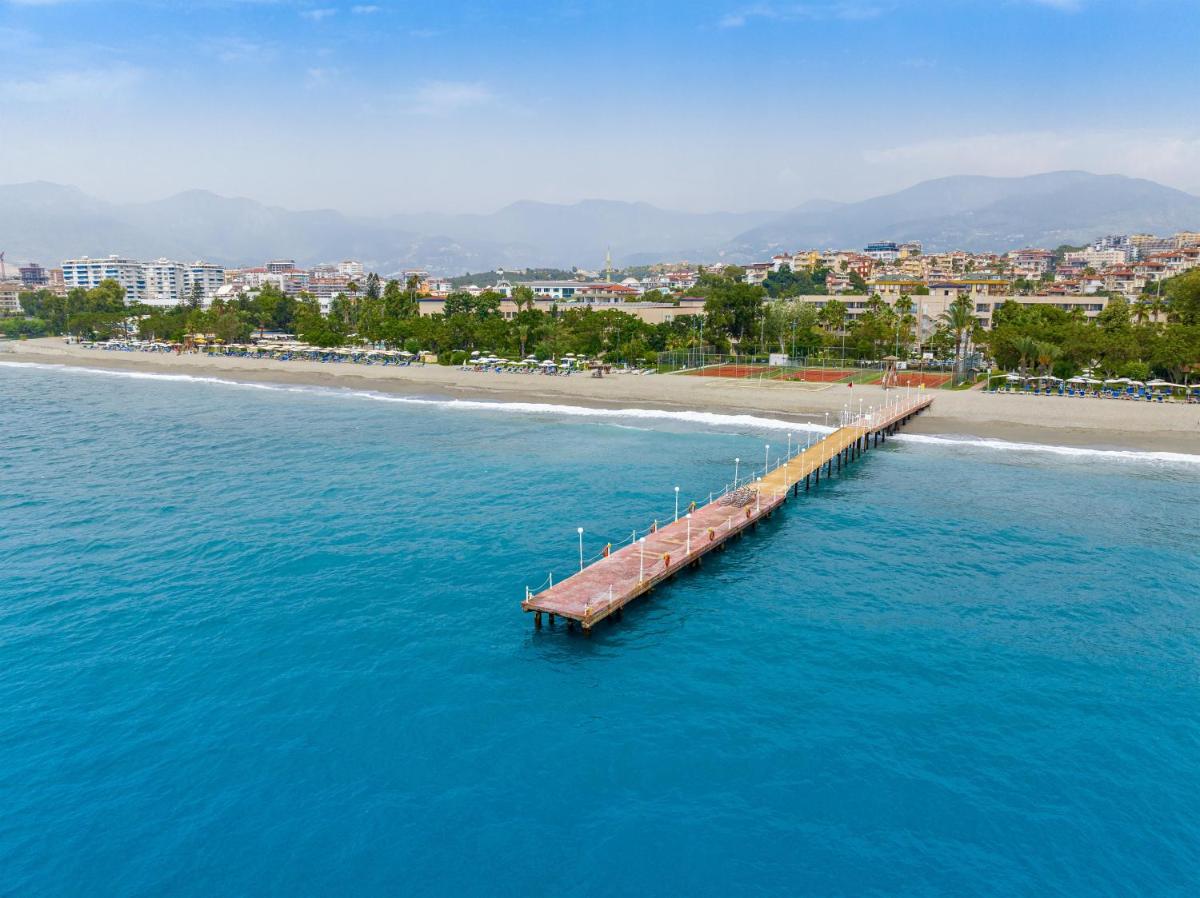 Labranda Alantur - Image 105