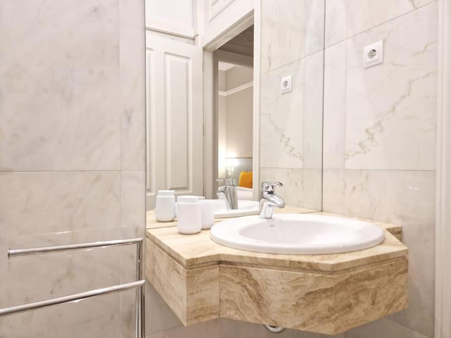 GRAN VÍA Bilbao & Parking gratis by ALOHA Bilbao