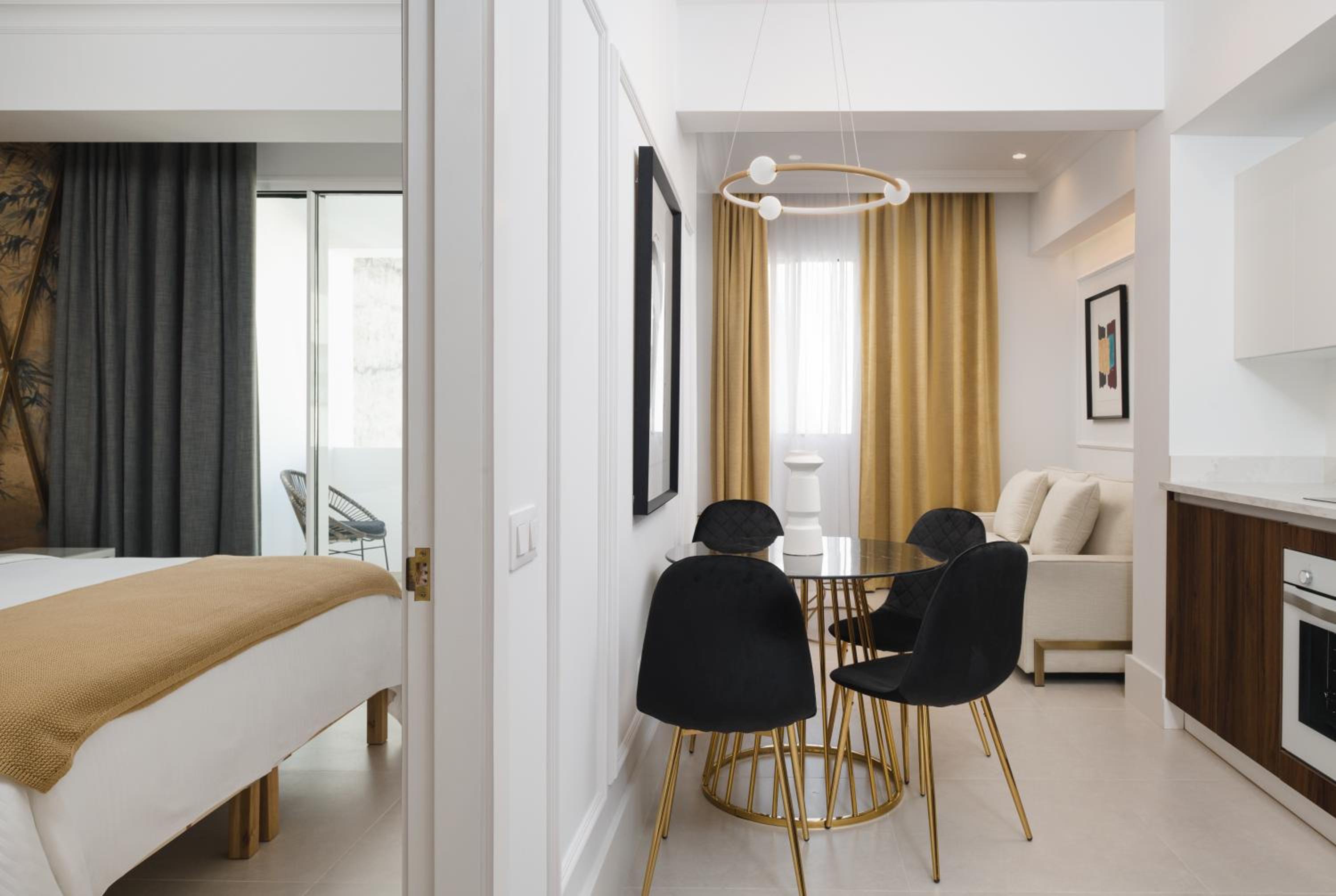 Blue Marina Suites - Boutique Apartments