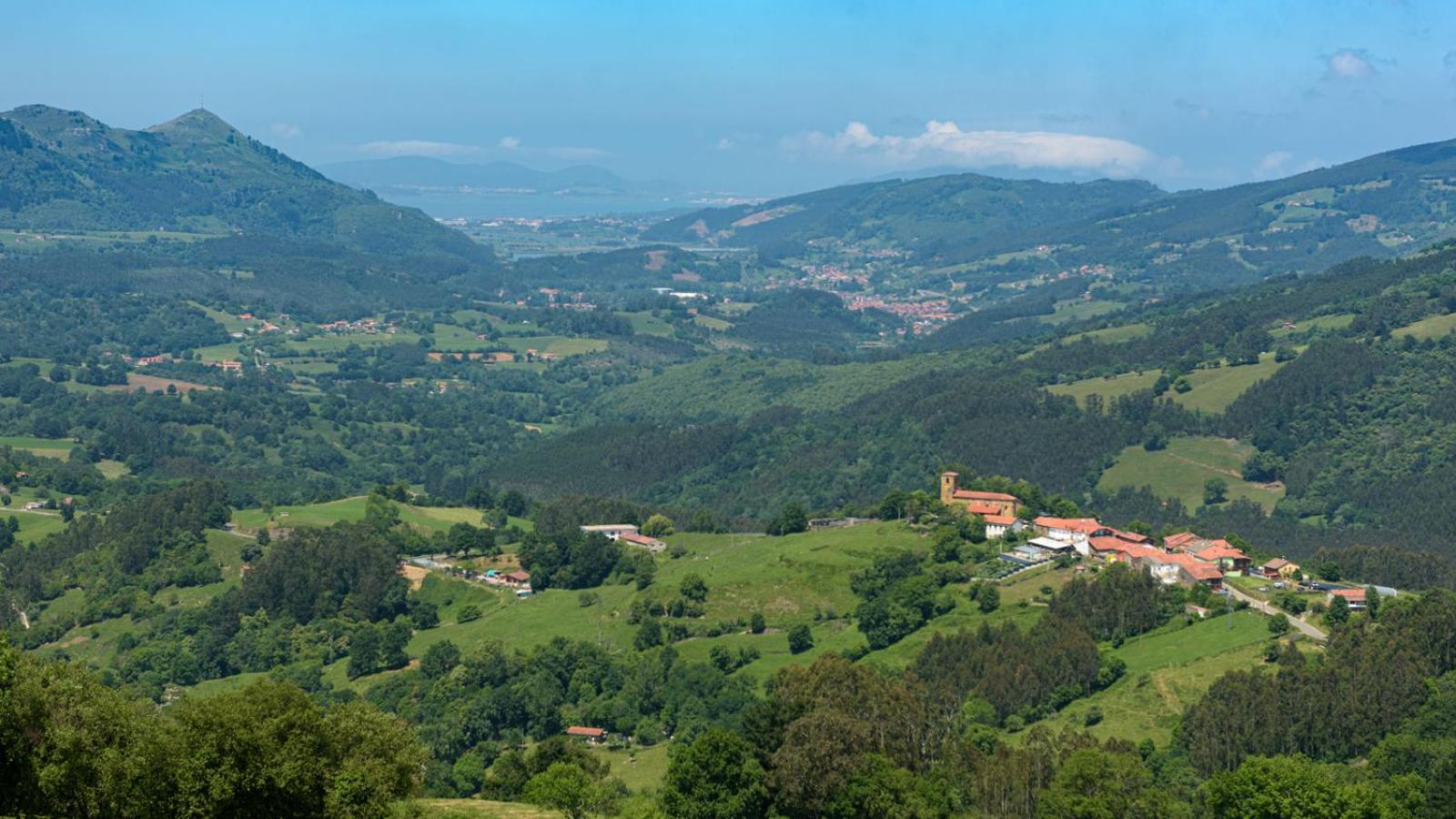 Conjunto Rural la Tejedora. Albergue y estudios familiares.