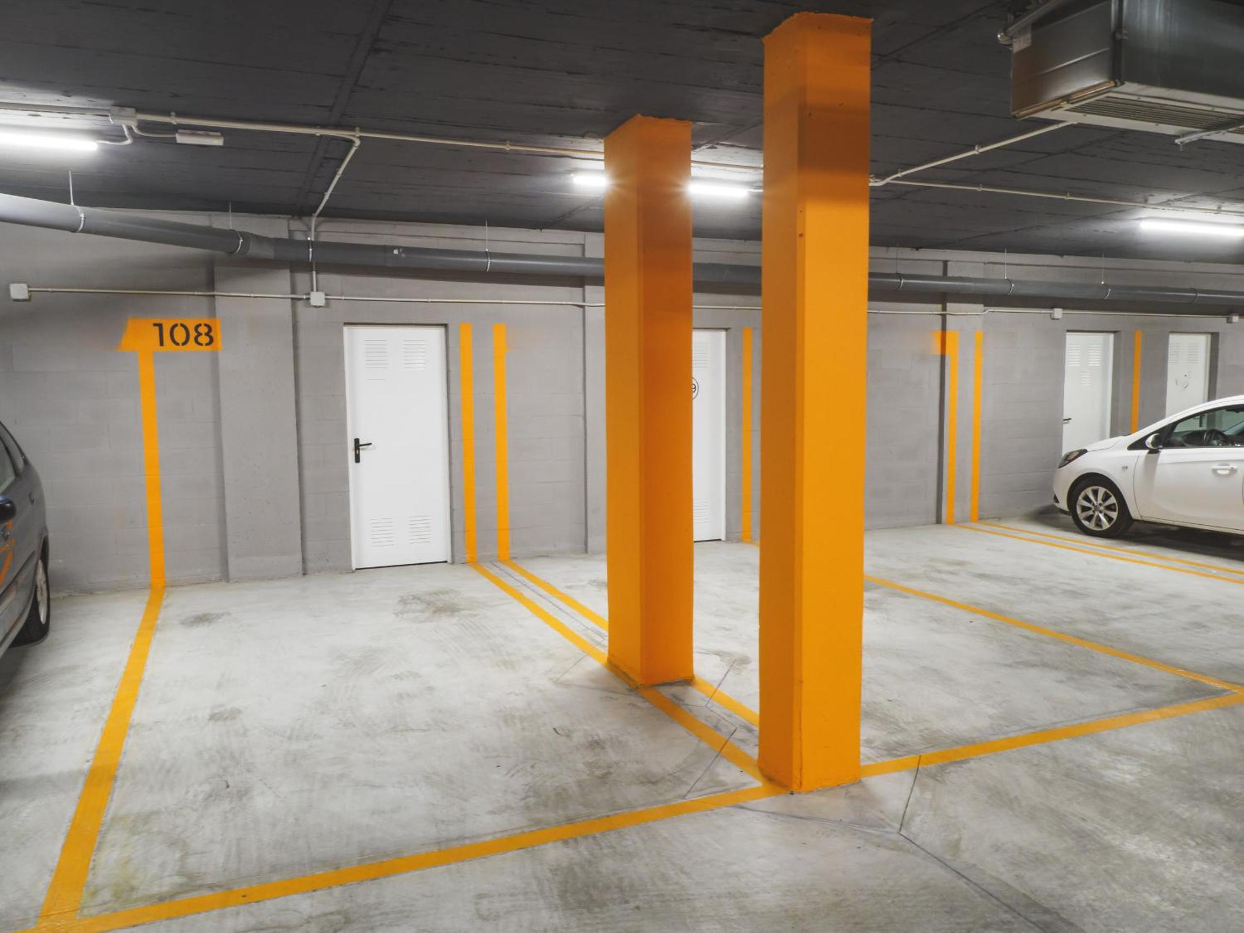 Cubo's Marques Apartment with Free Parking